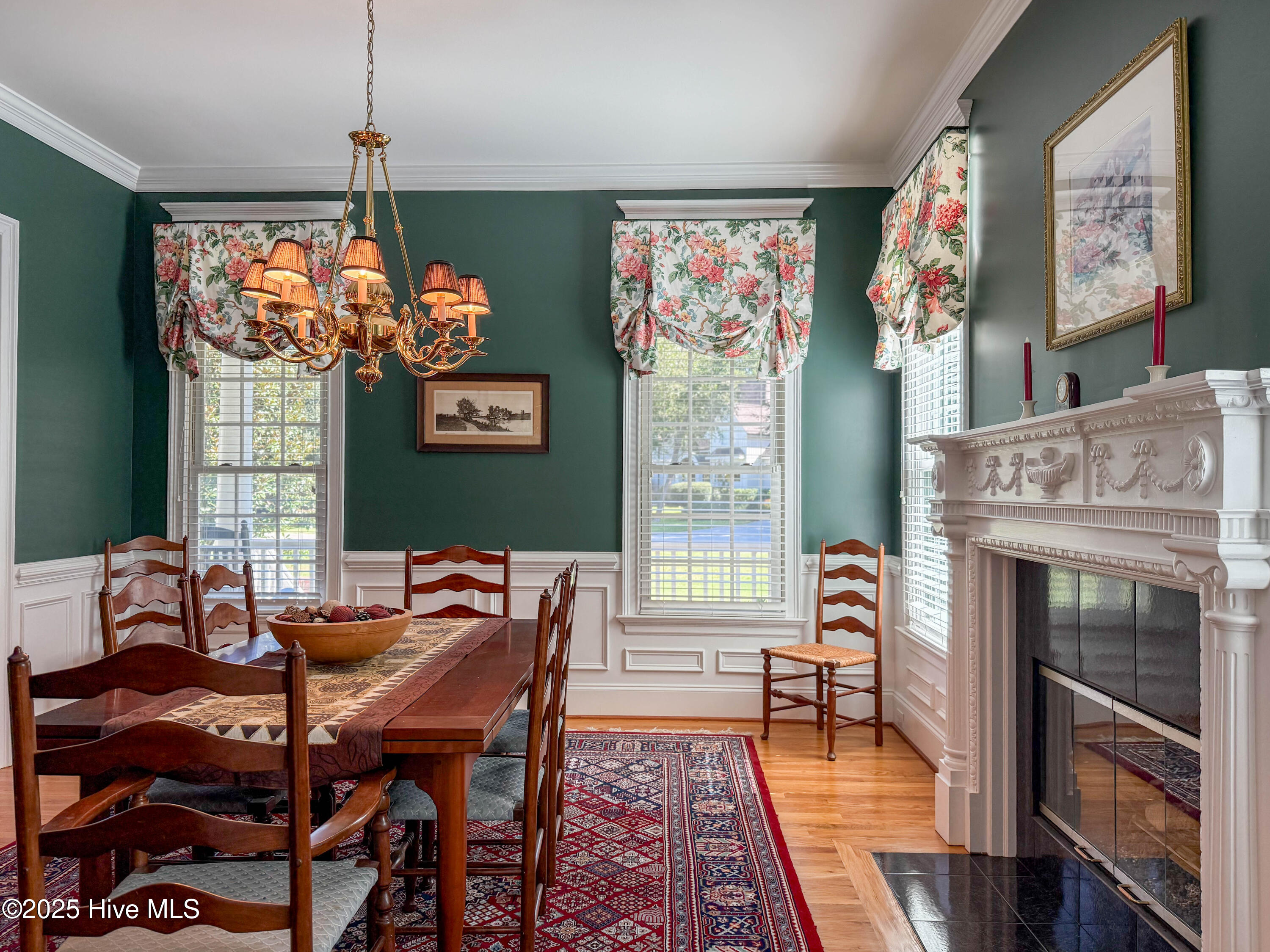 100561292 | Photo 46