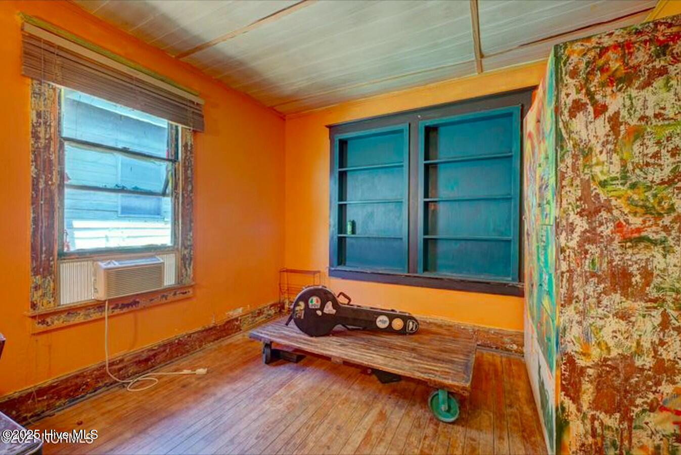 Shirley Johnson - MLS Number: 100490358