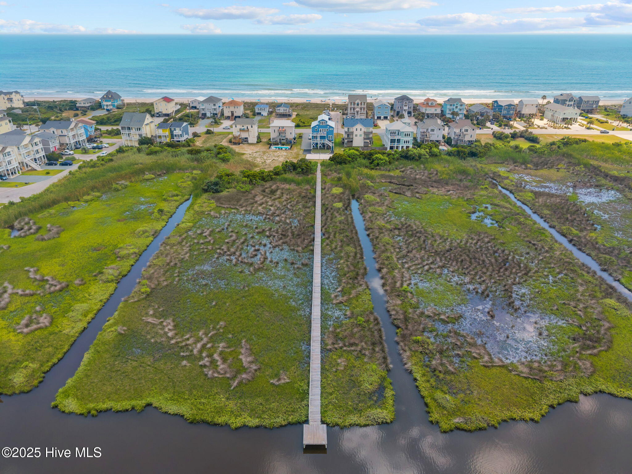 100496177 | Photo 64