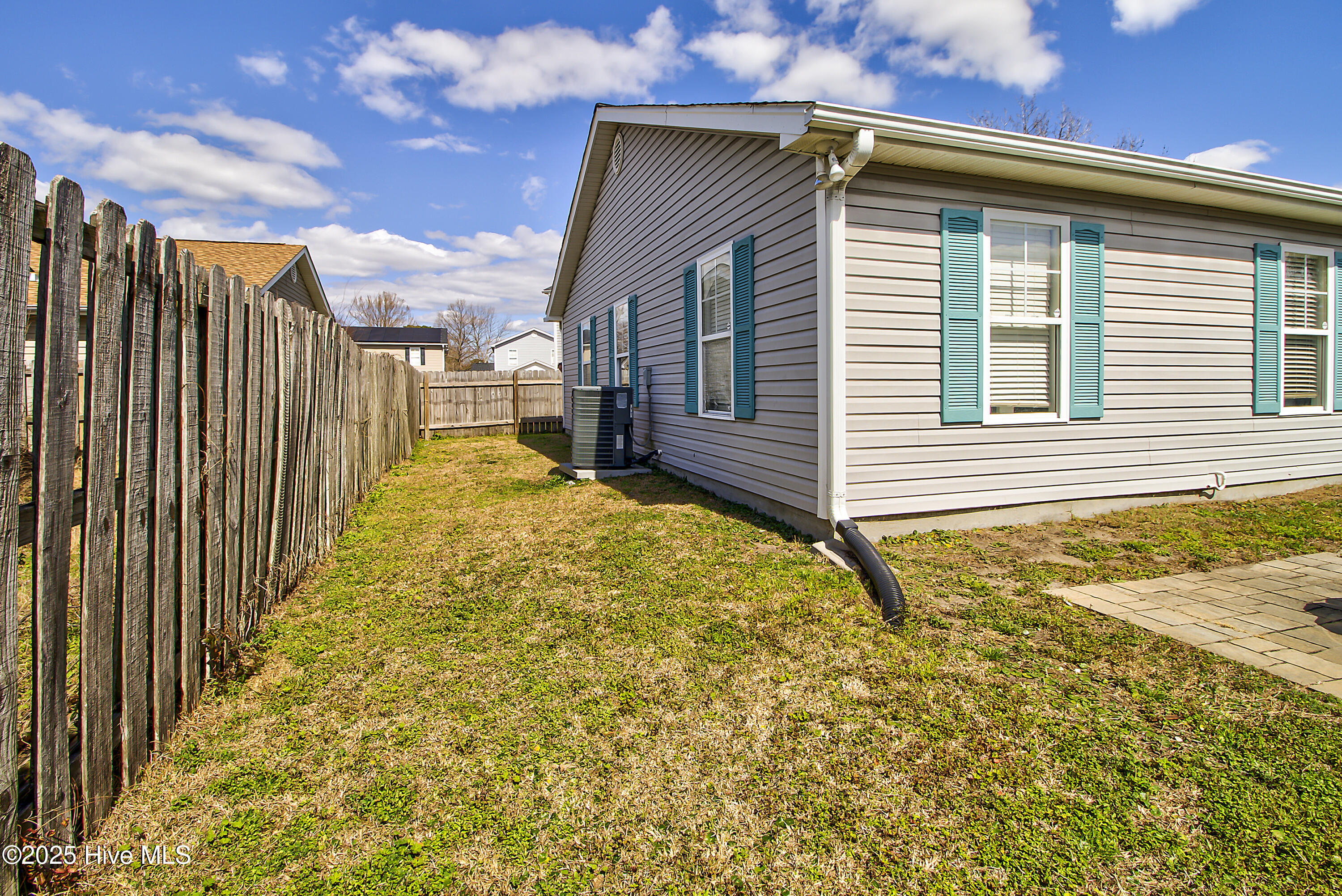 100554804 | Photo 29