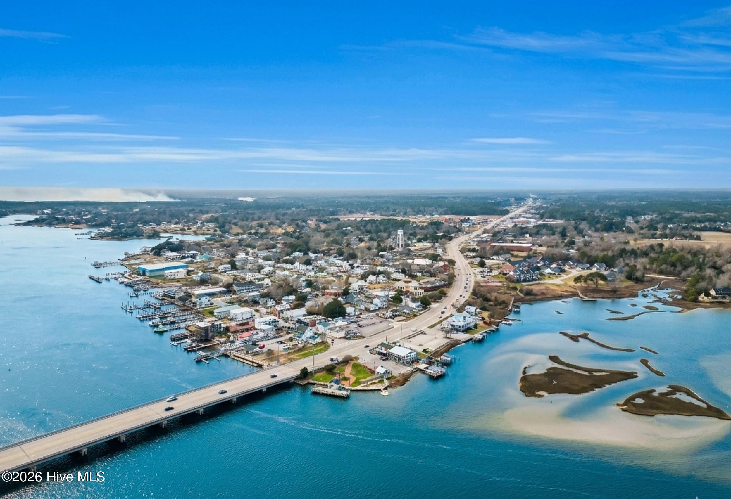 100557933 | Photo 32