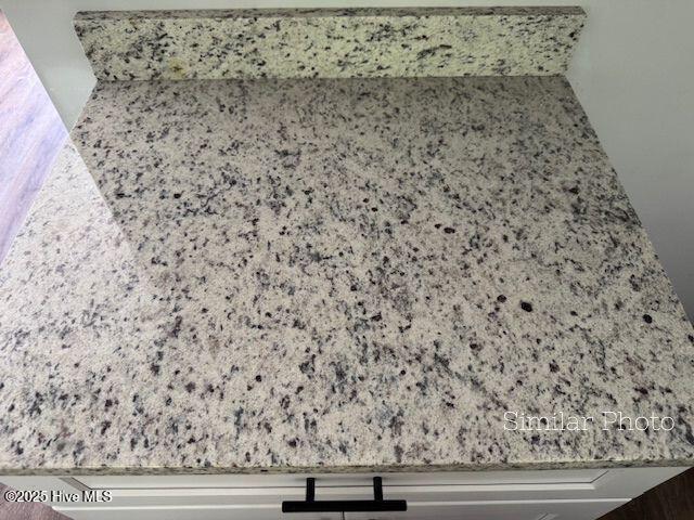 100518154 | Photo 11