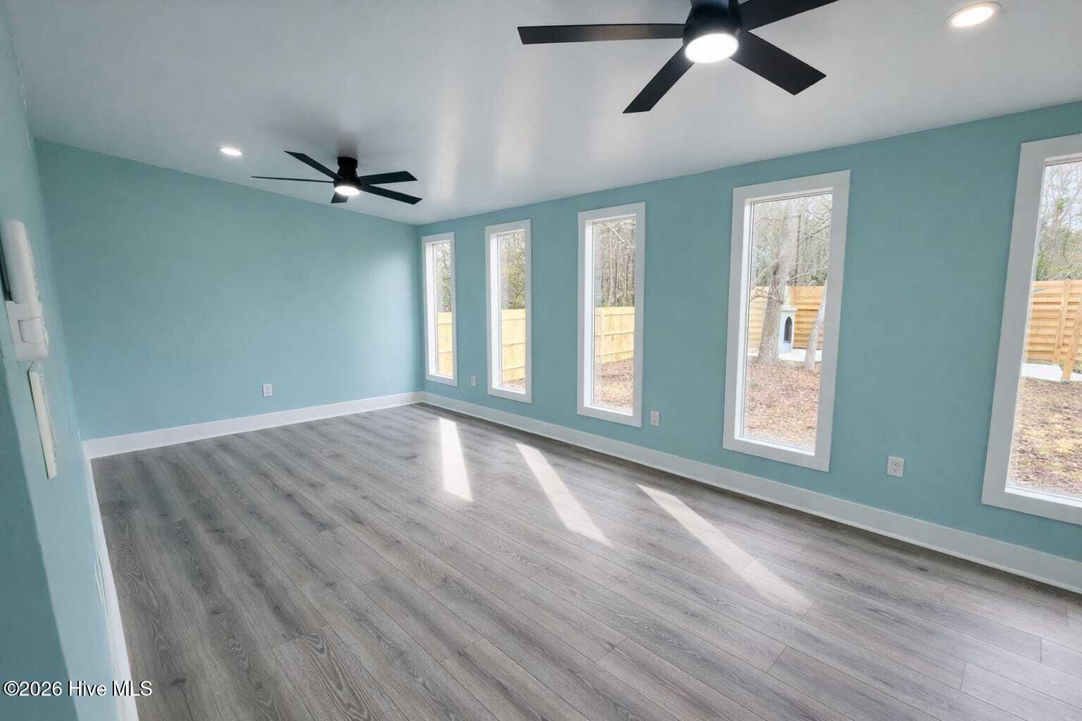 100552215 | Photo 20