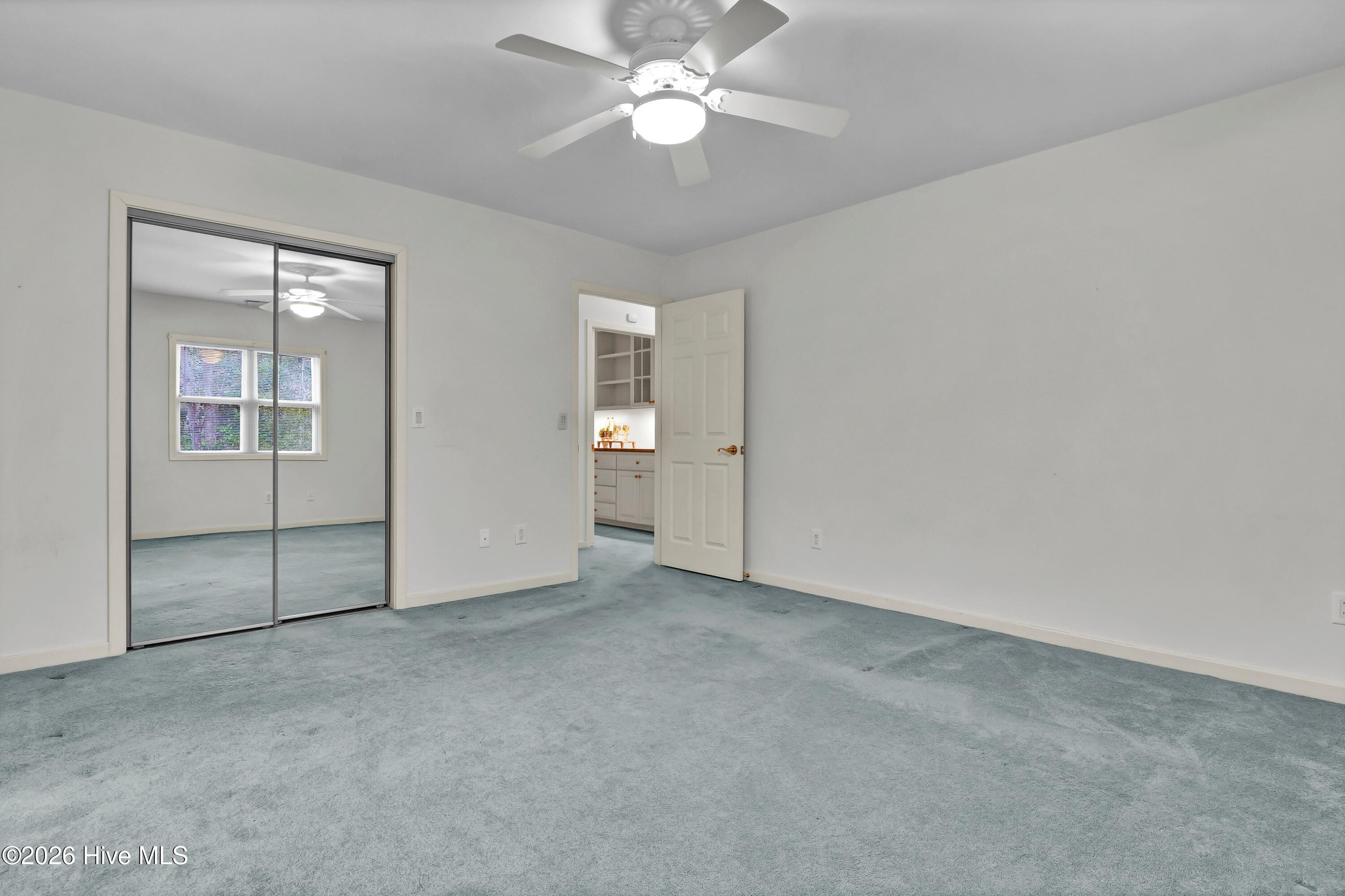 100554854 | Photo 16