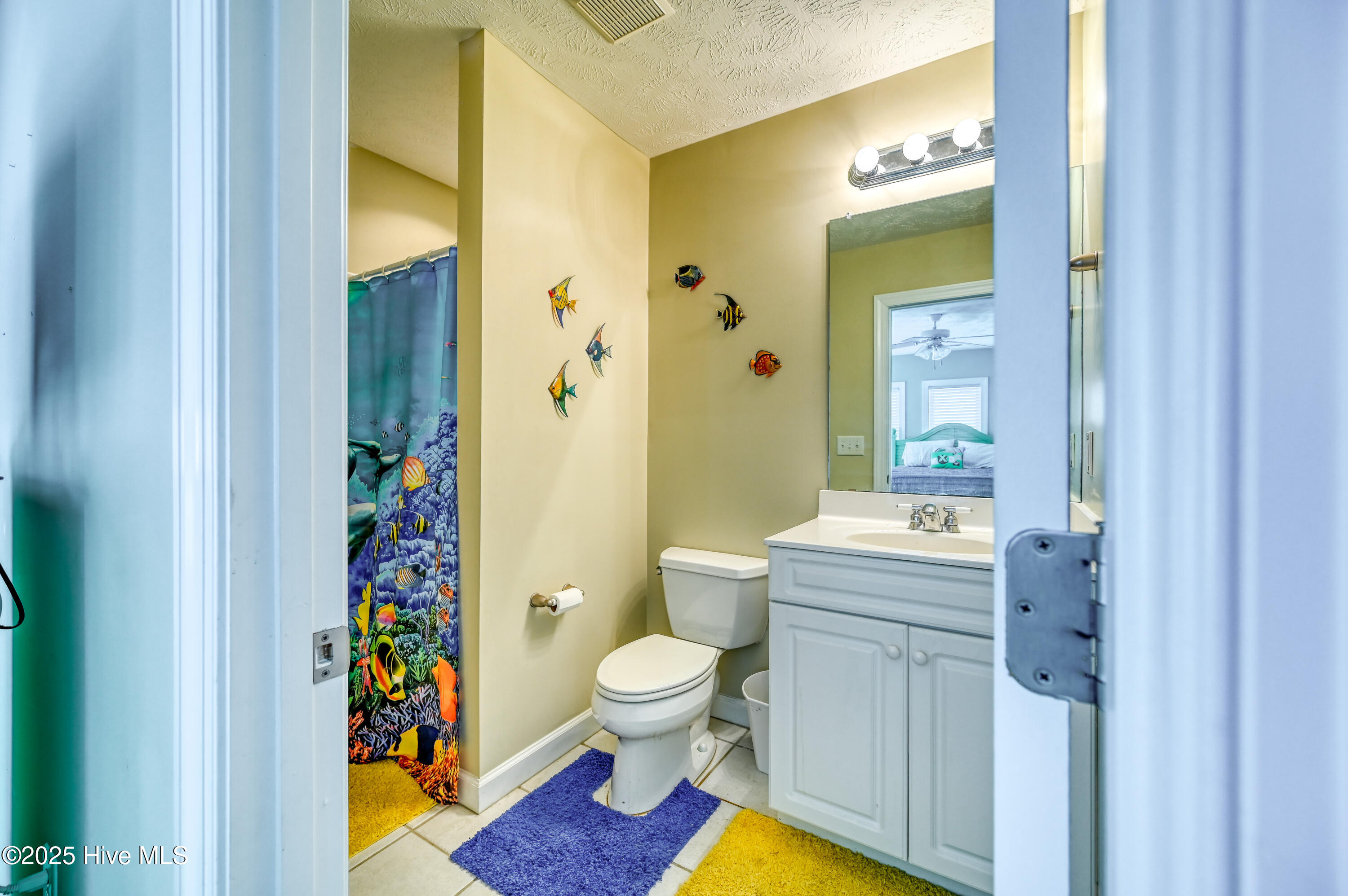 100502638 | Photo 44