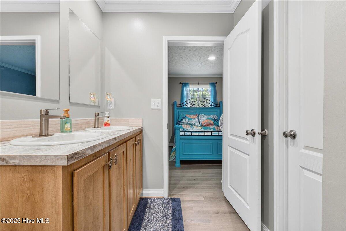 100539224 | Photo 22