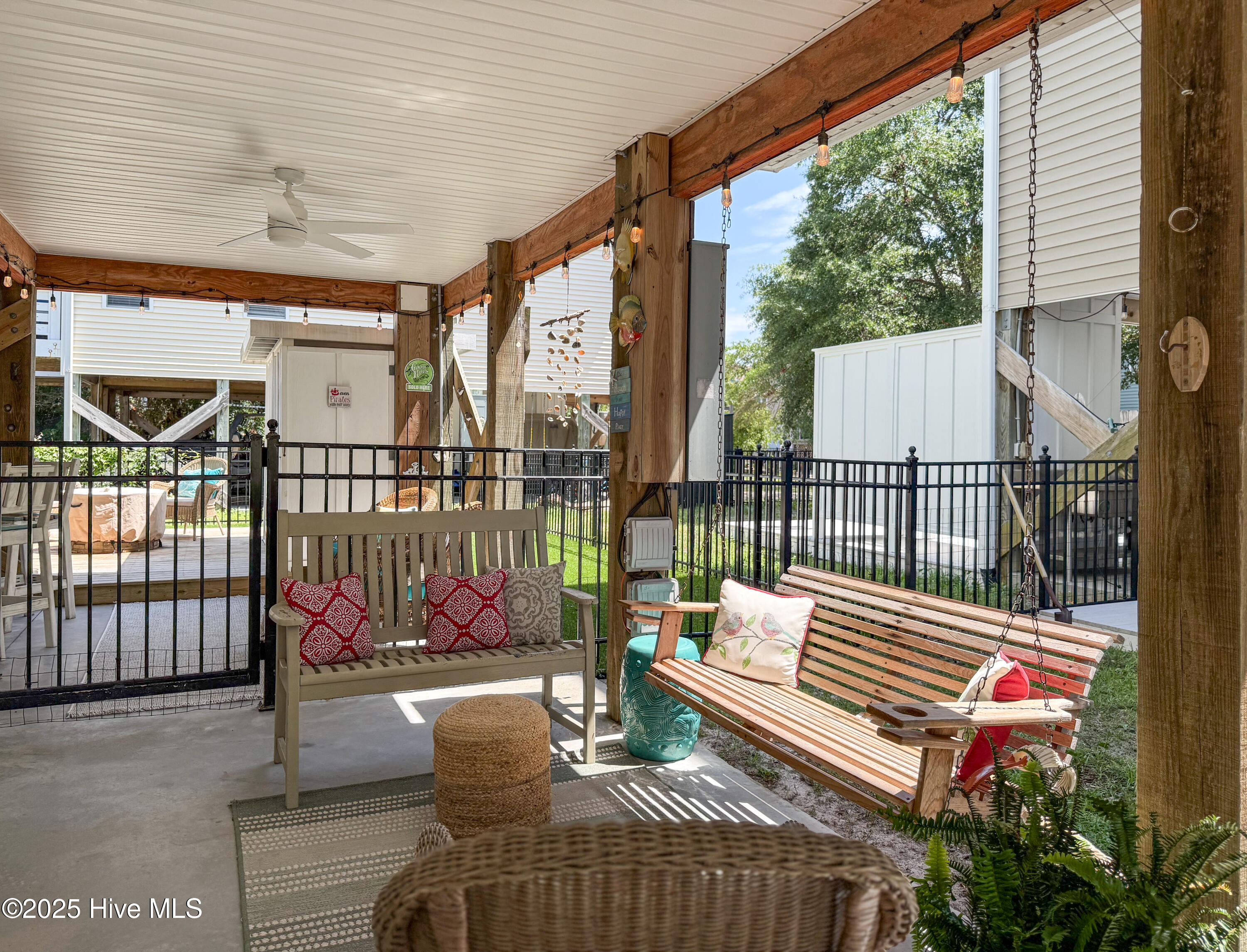606 Tennessee Avenue Unit 2, Carolina Beach, NC 28428 – photo 11: Photo Jul 23 2025, 11 42 08 AM