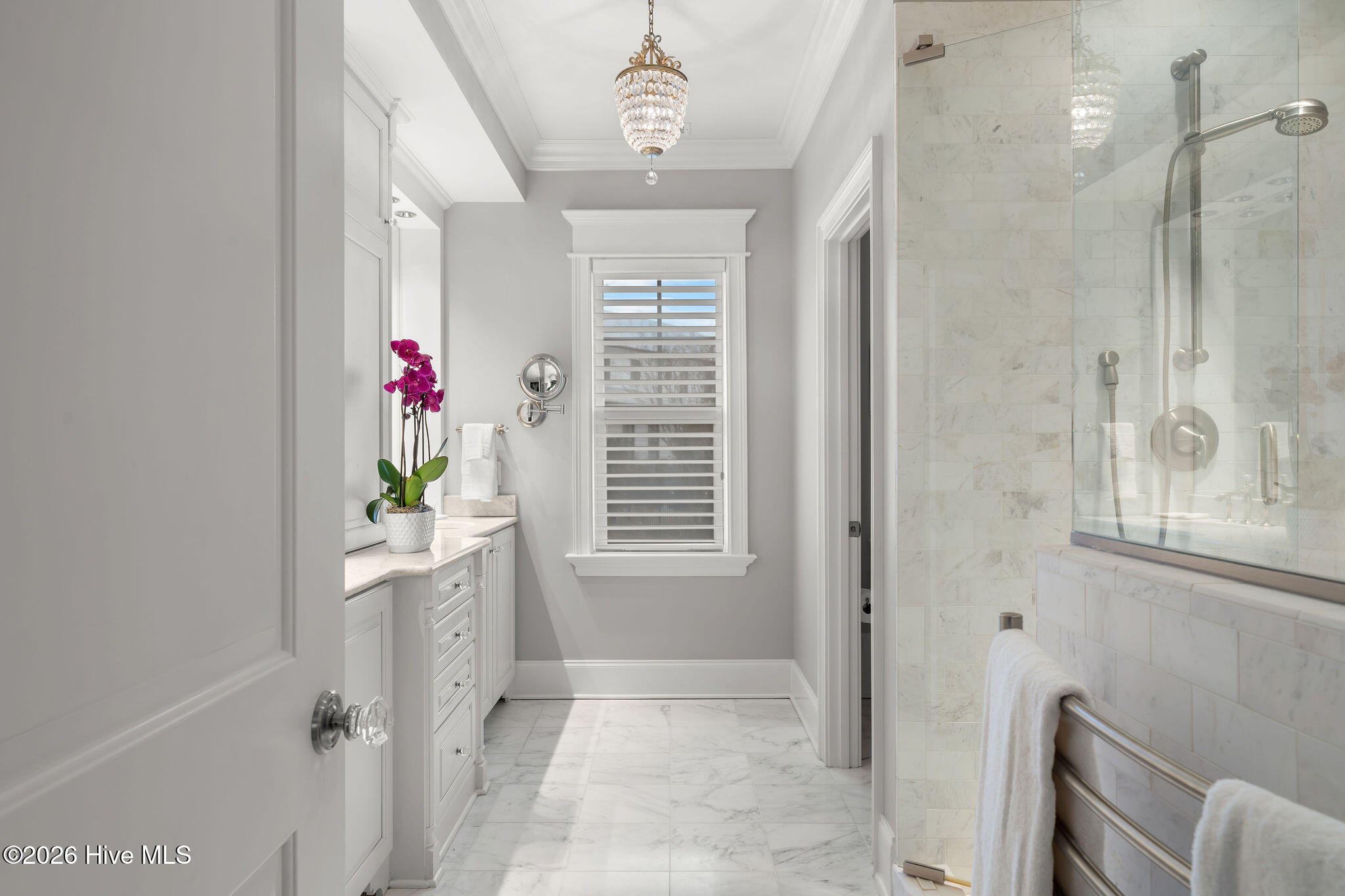 100553604 | Photo 40