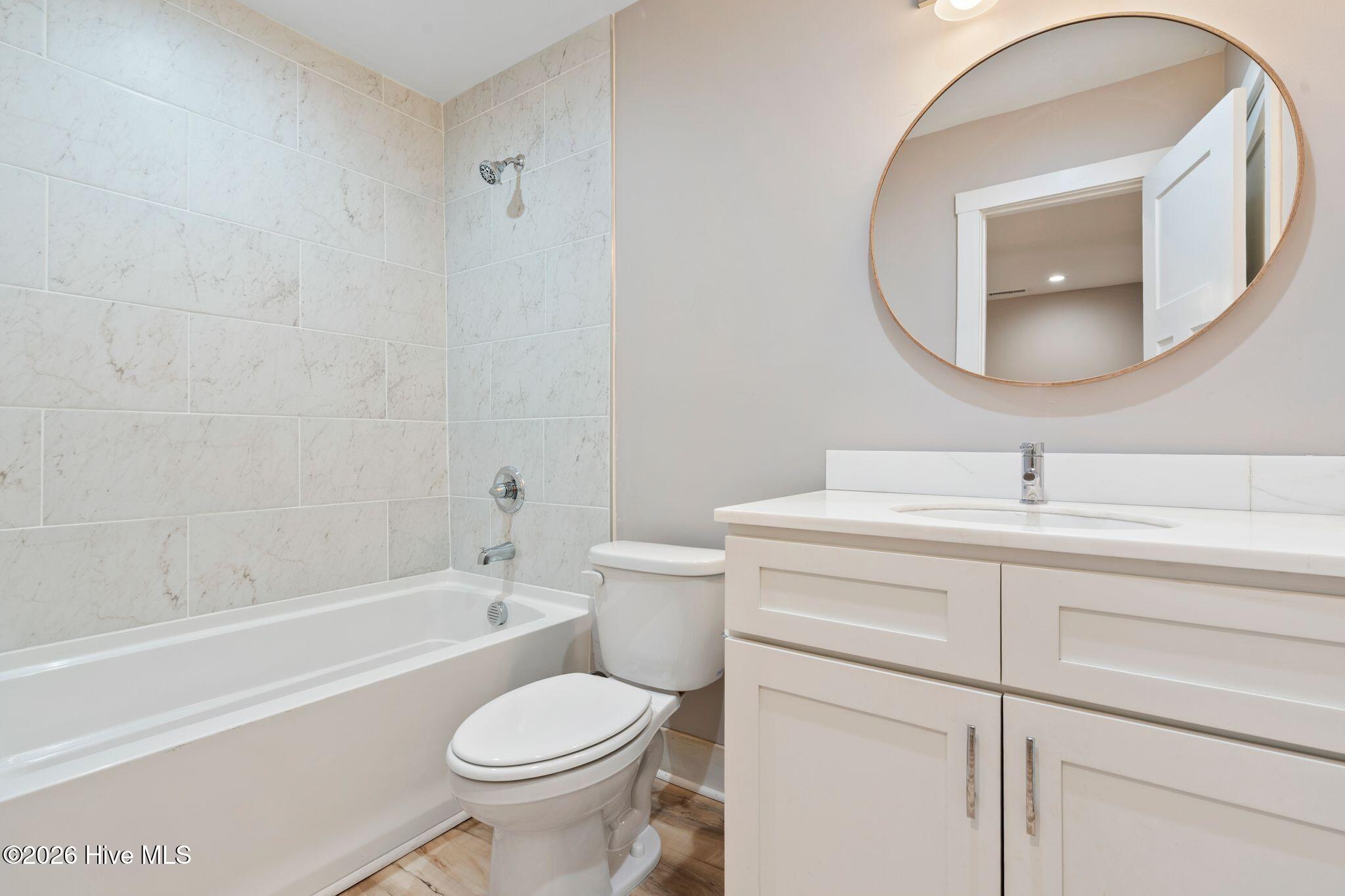 100554354 | Photo 28