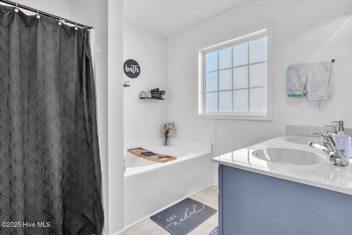 100543424 | Photo 16