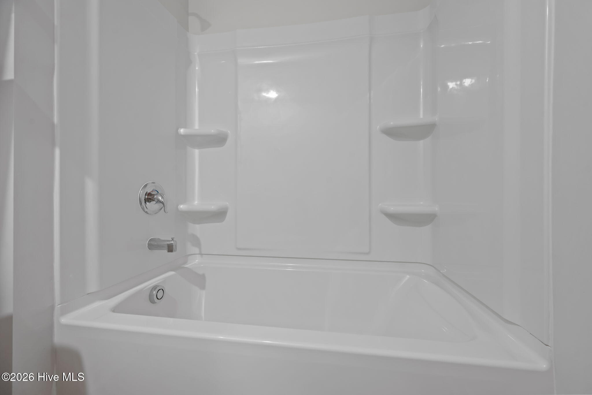 100547866 | Photo 24