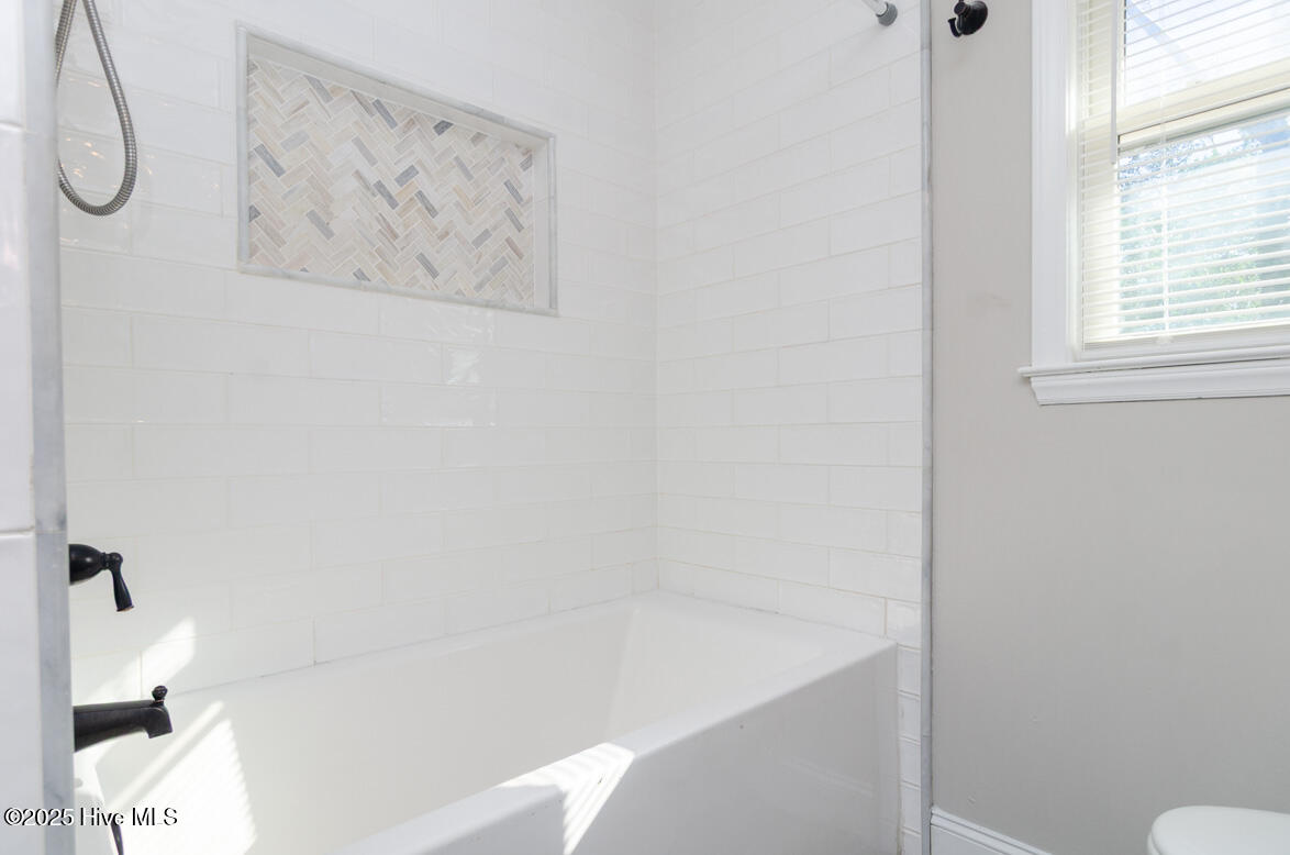 100515505 | Photo 17