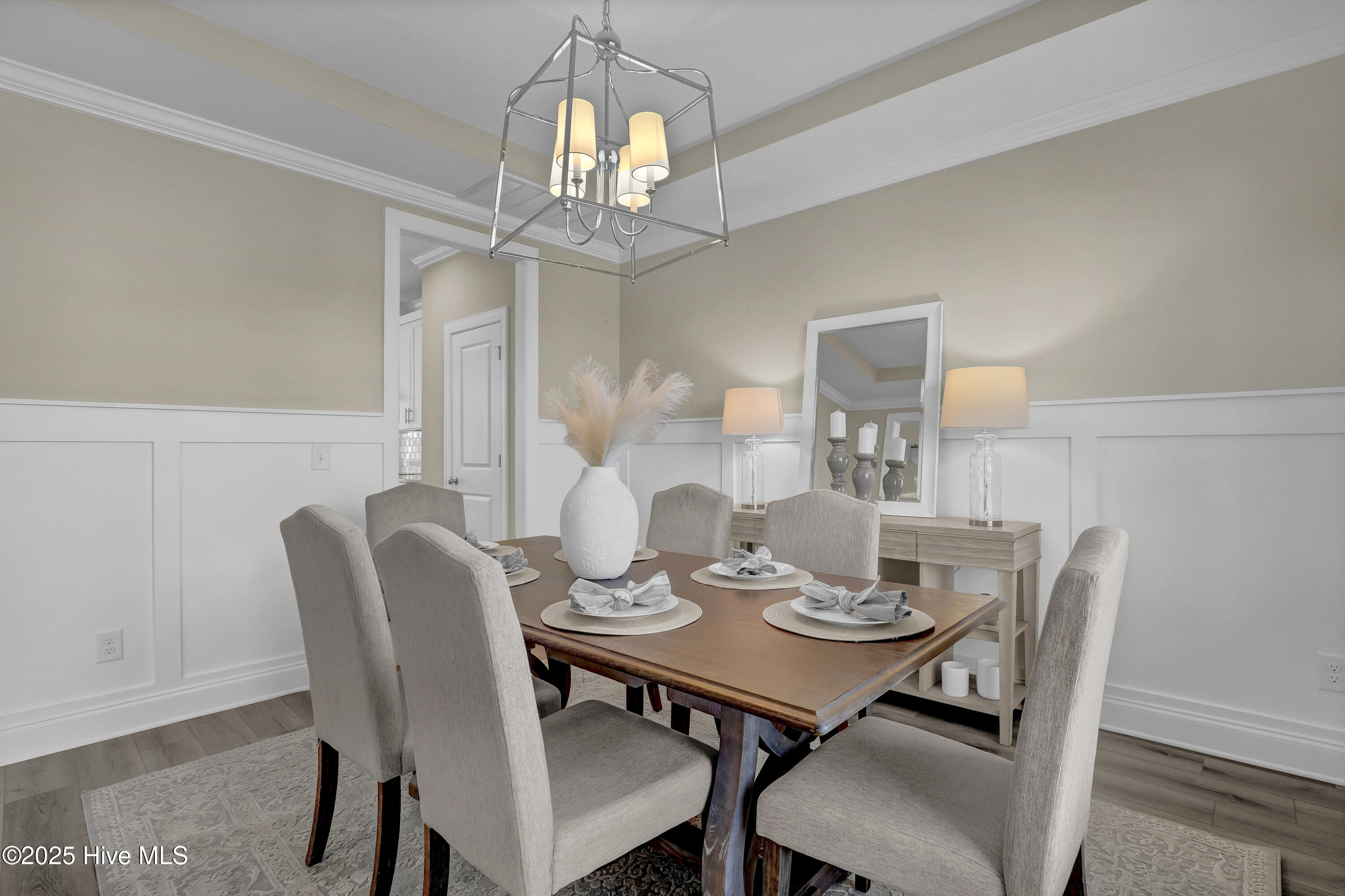 100545755 | Photo 10