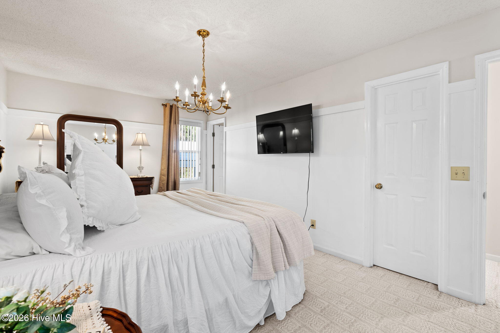 100549779 | Photo 19