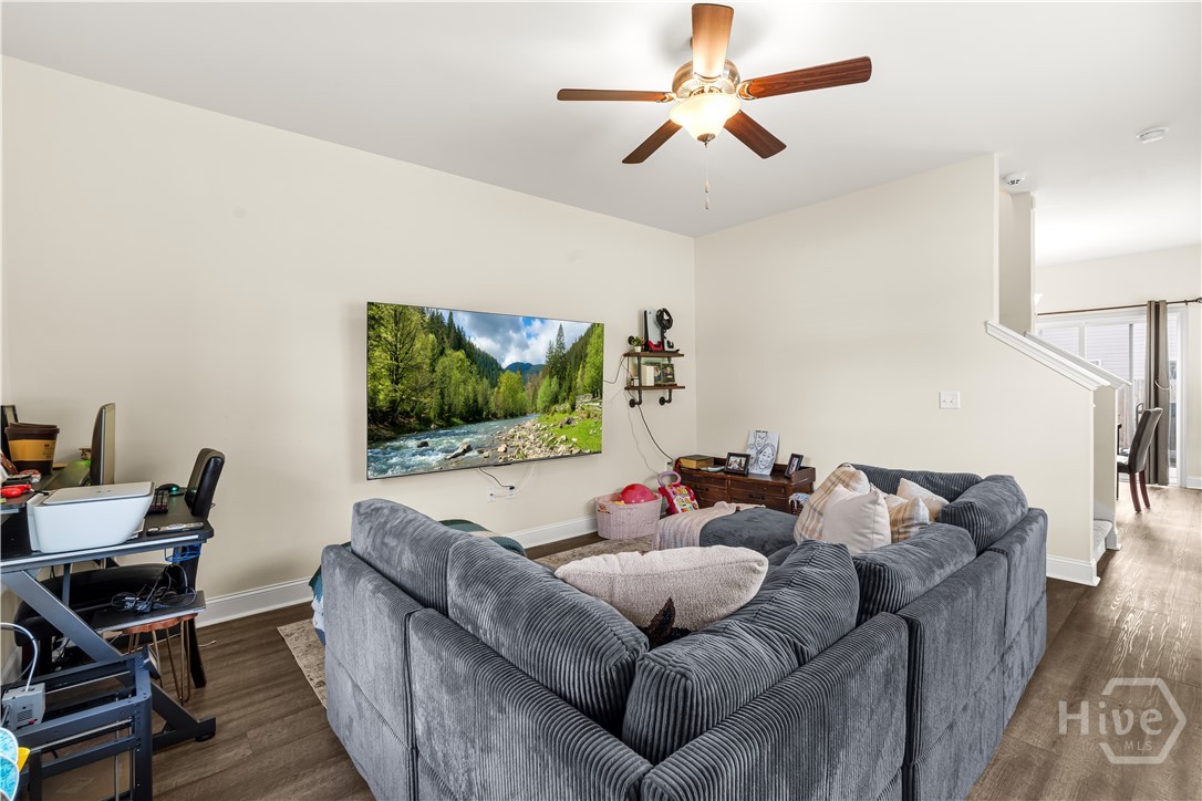 4th image of 725 Mill Creek Cir, Hinesville, GA 31313 | MLS# SA361766