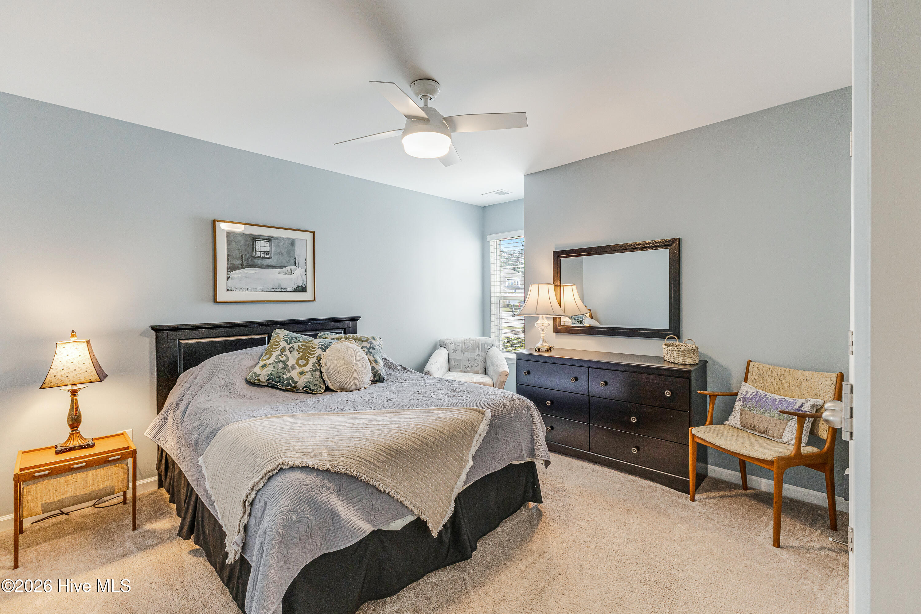 100560714 | Photo 23