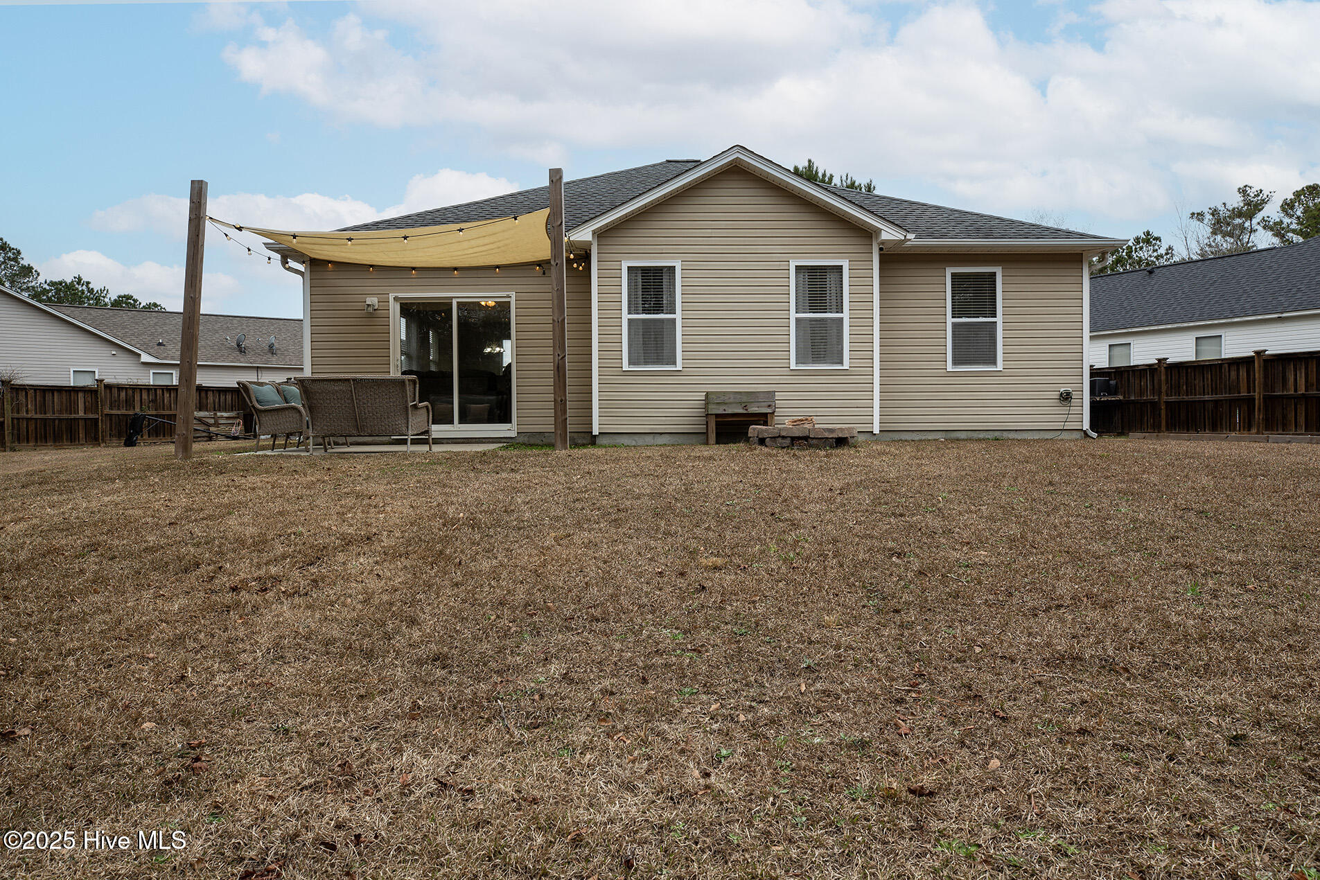 100546860 | Photo 43