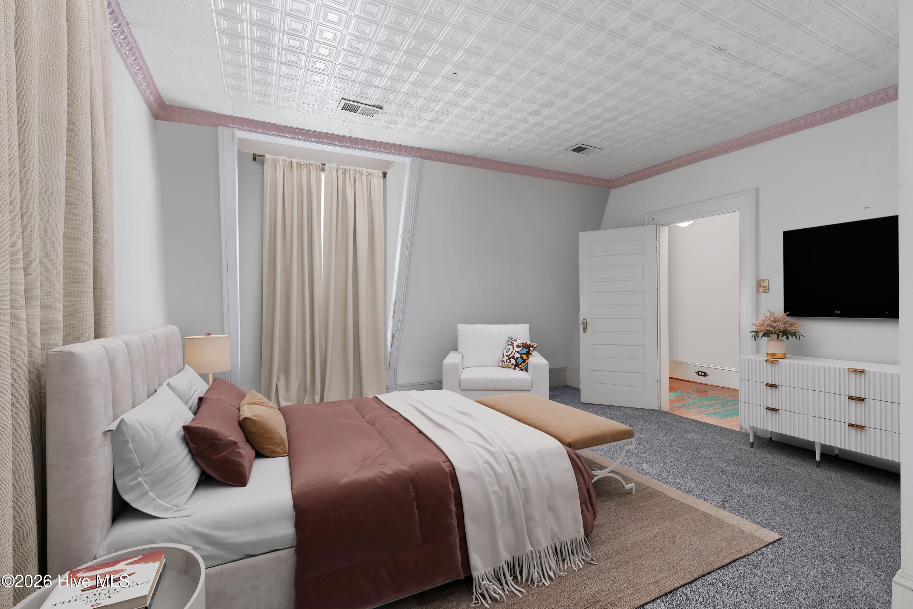 100566206 | Photo 43