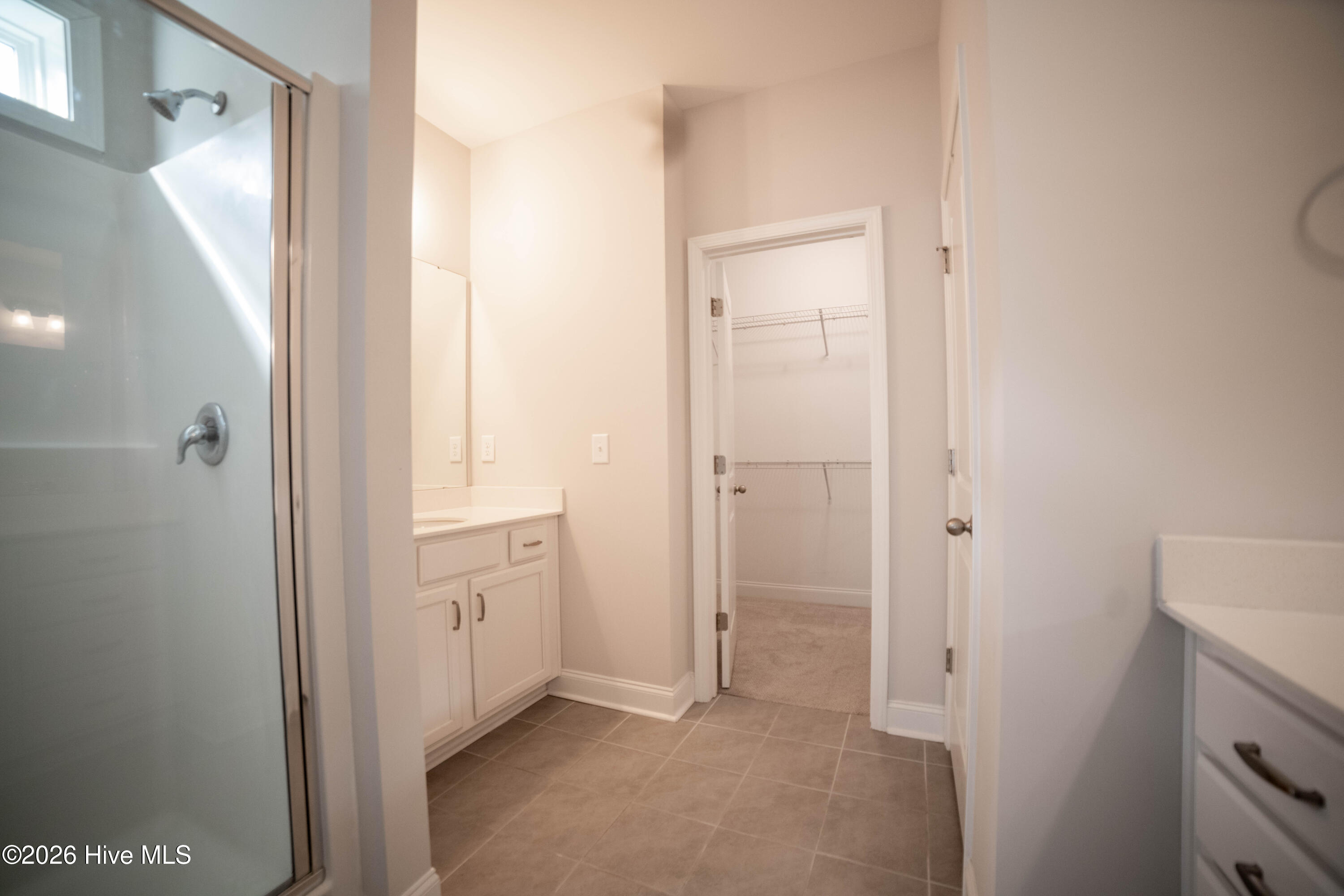 100535849 | Photo 12