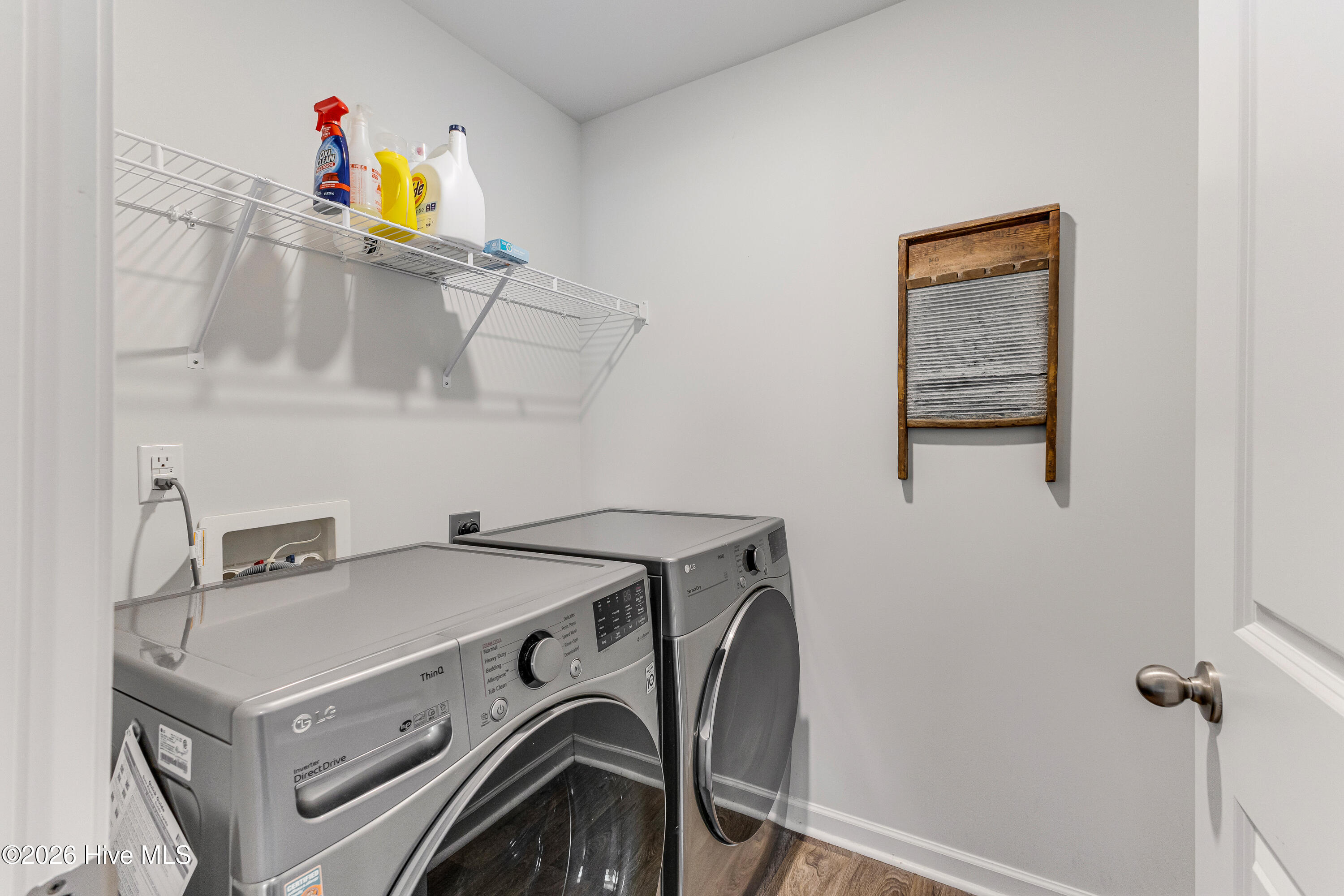 100559432 | Photo 28