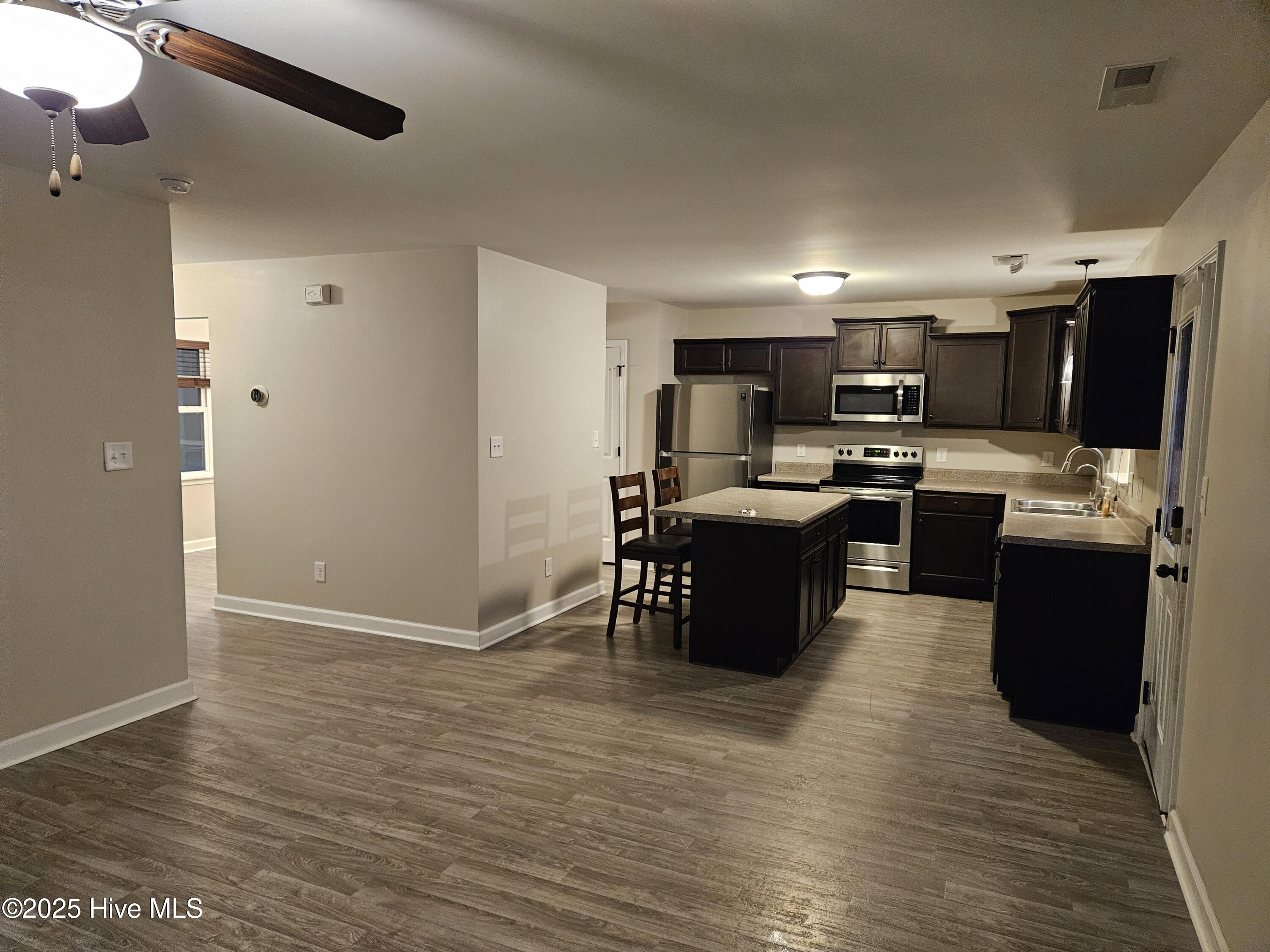 100539079 | Photo 12