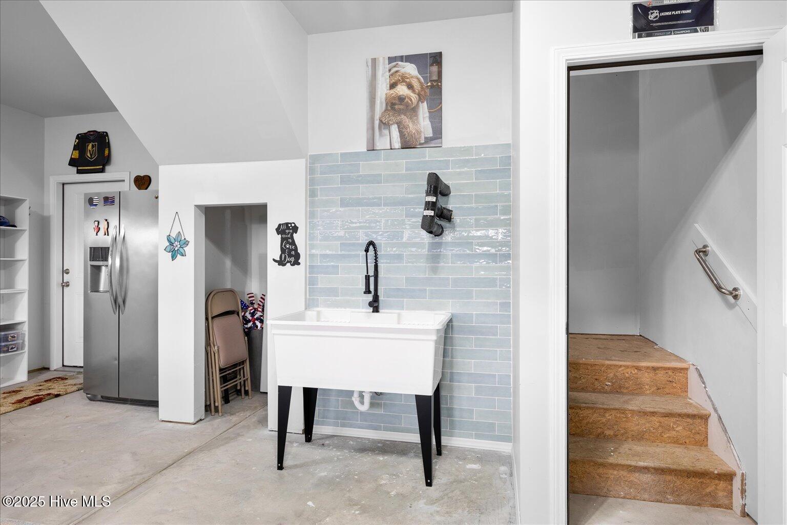 100513881 | Photo 48