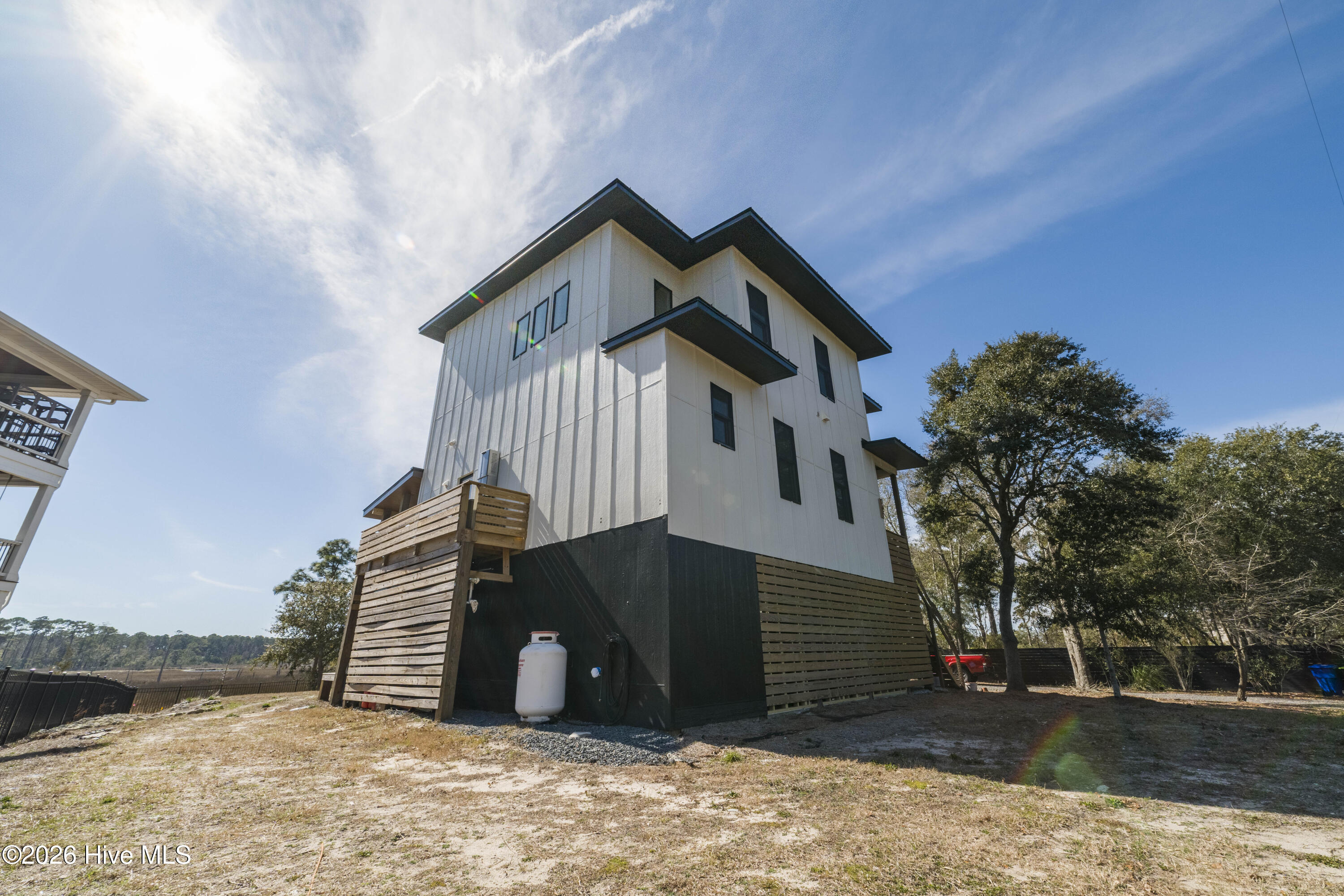 100554850 | Photo 21