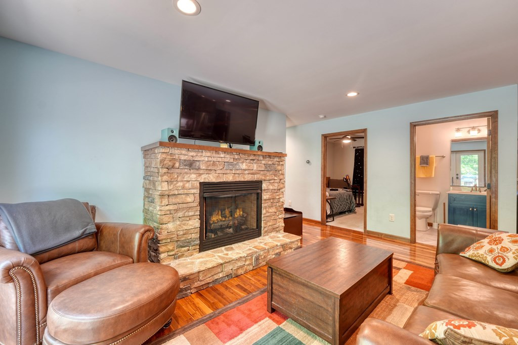 290 Butterball Boulevard, Murphy, NC 28906 Listing Photo  12