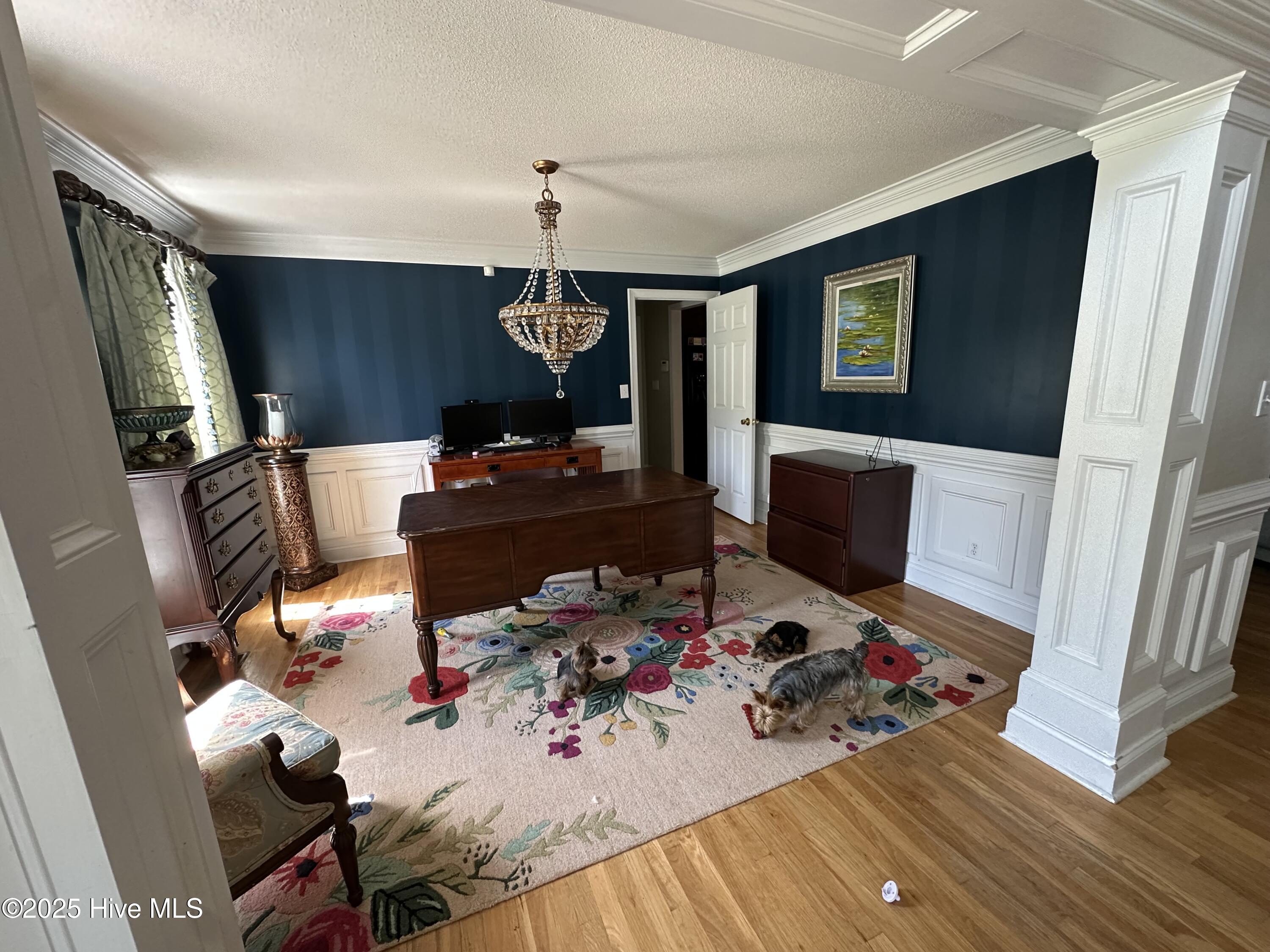 100514130 | Photo 10