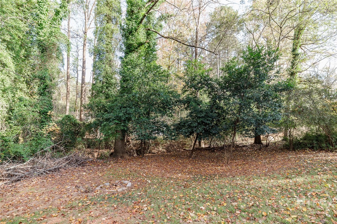 400 Greencrest Drive