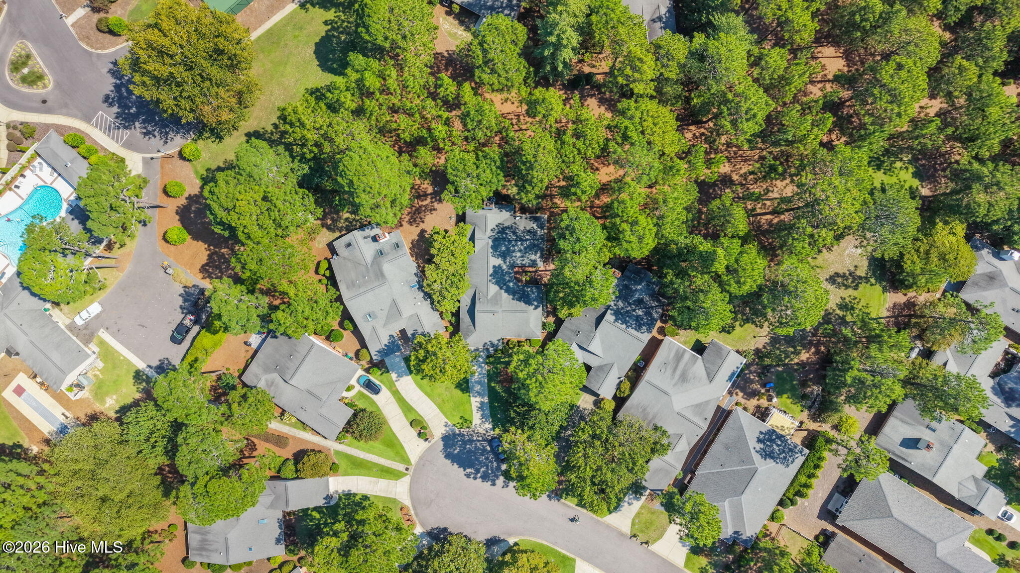 Photo 3 of Single family home for sale at 20 Gull Ln, Pinehurst, NC 28374 | MLS# 100601018 | Listing updated on 2026-09-04