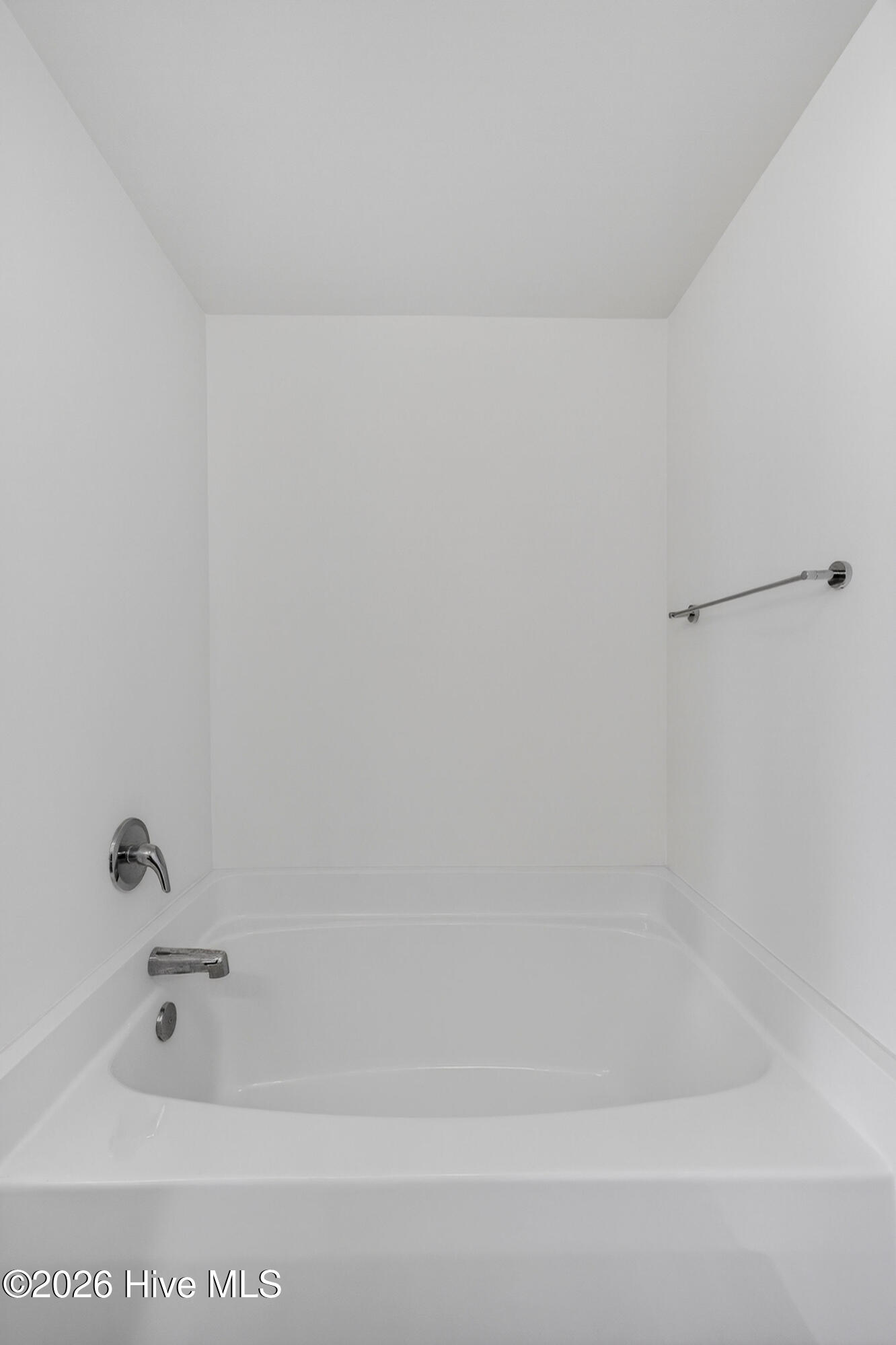 100563693 | Photo 40