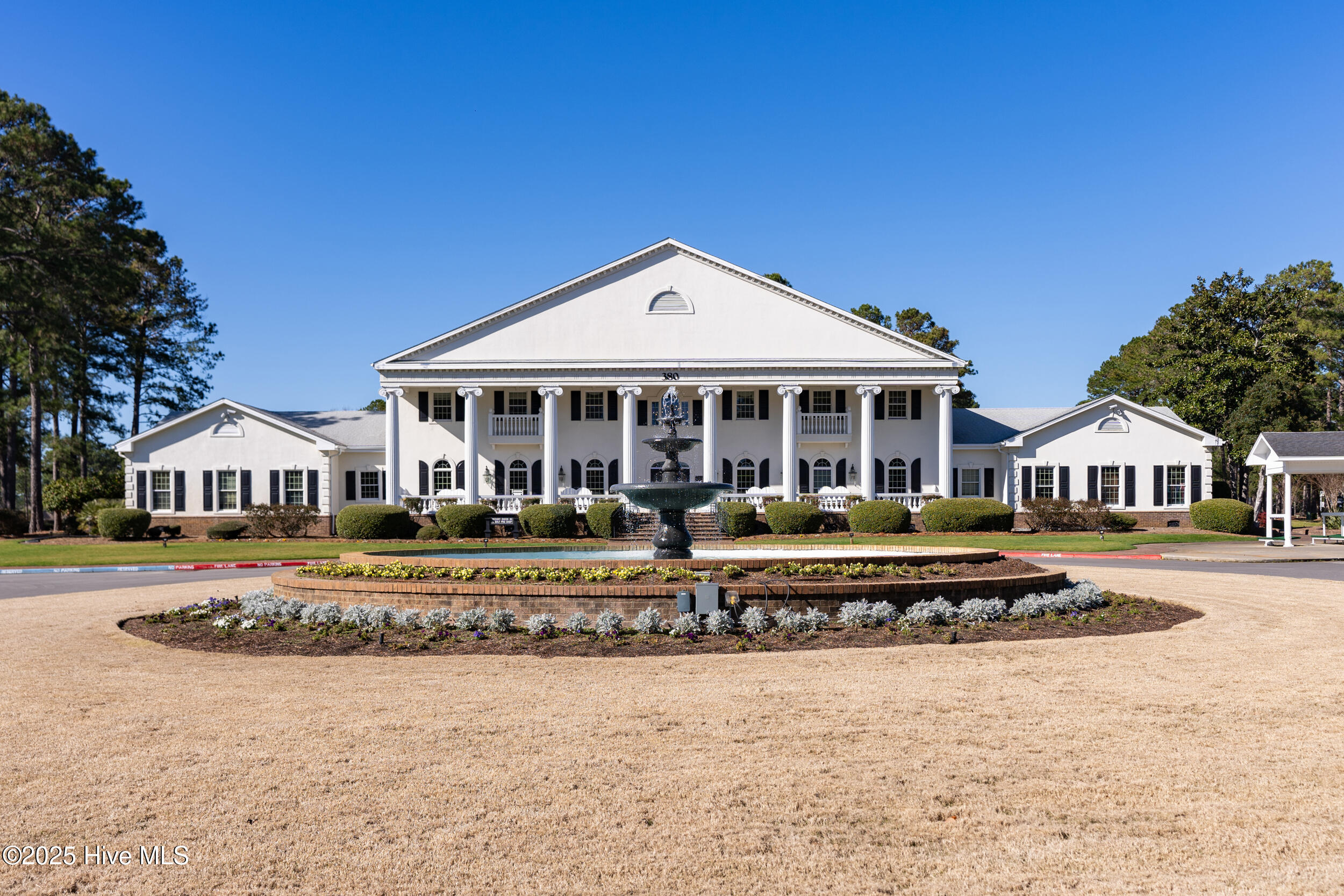 100544902 | Photo 25