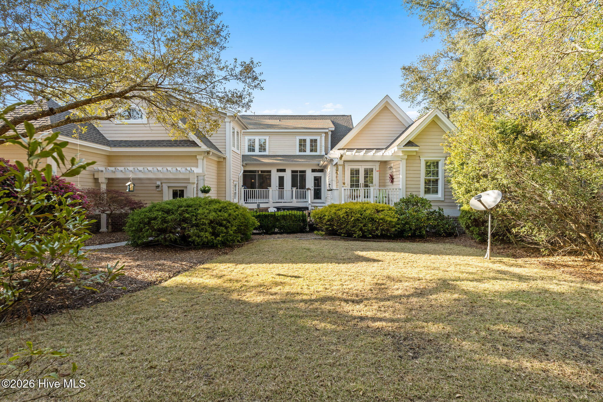 100563336 | Photo 52