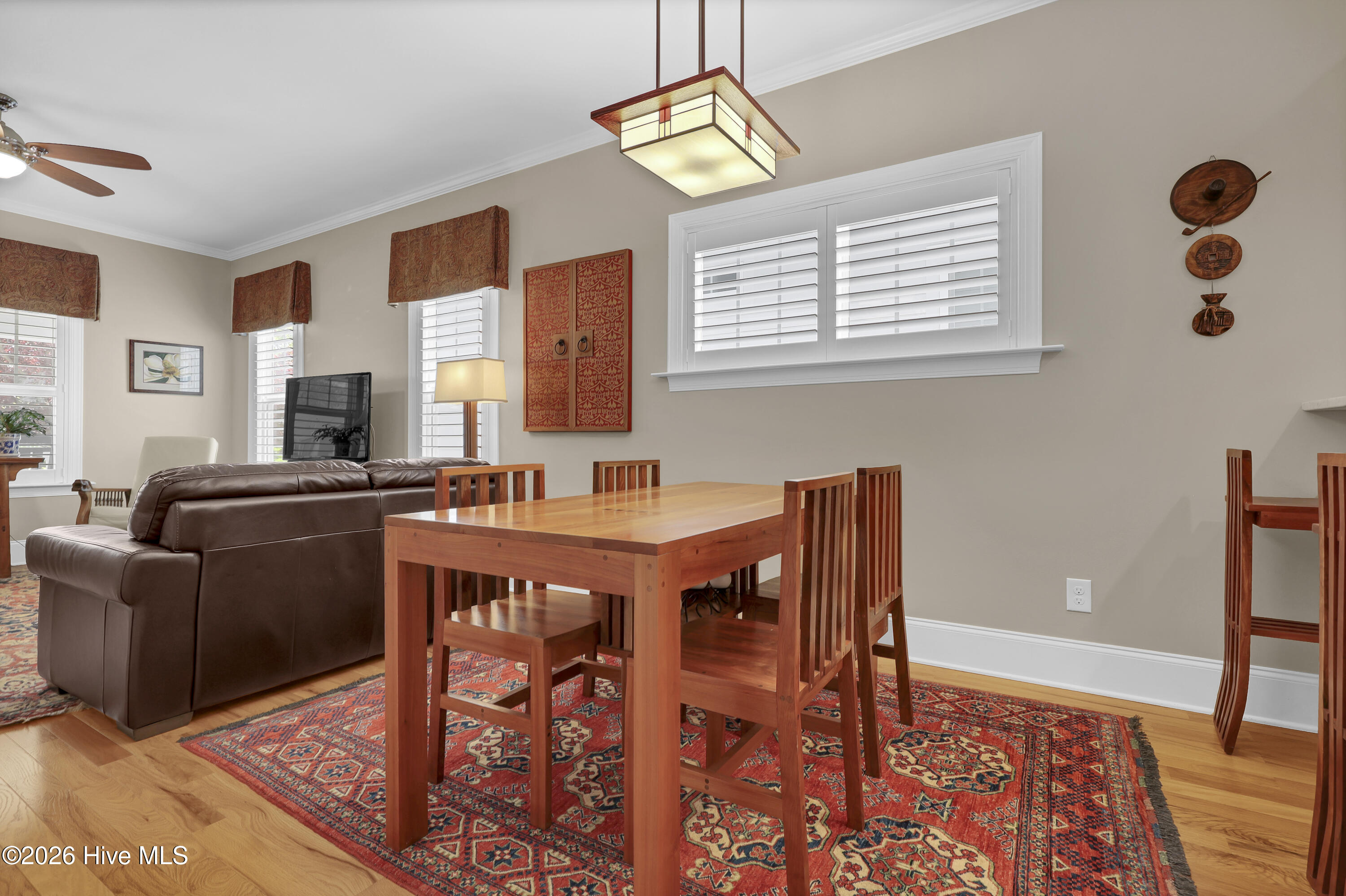 100566208 | Photo 10