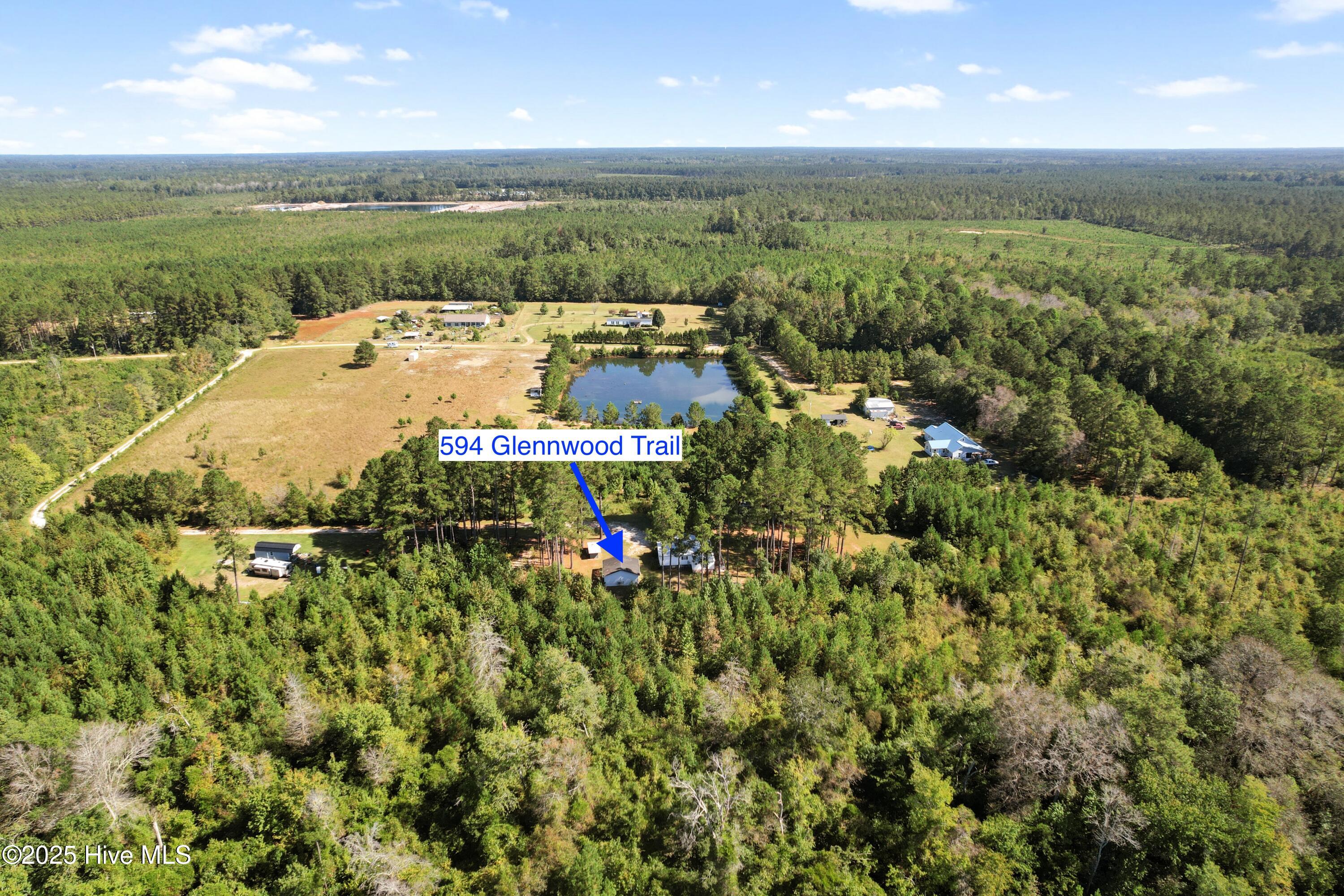 100532696 | Photo 32