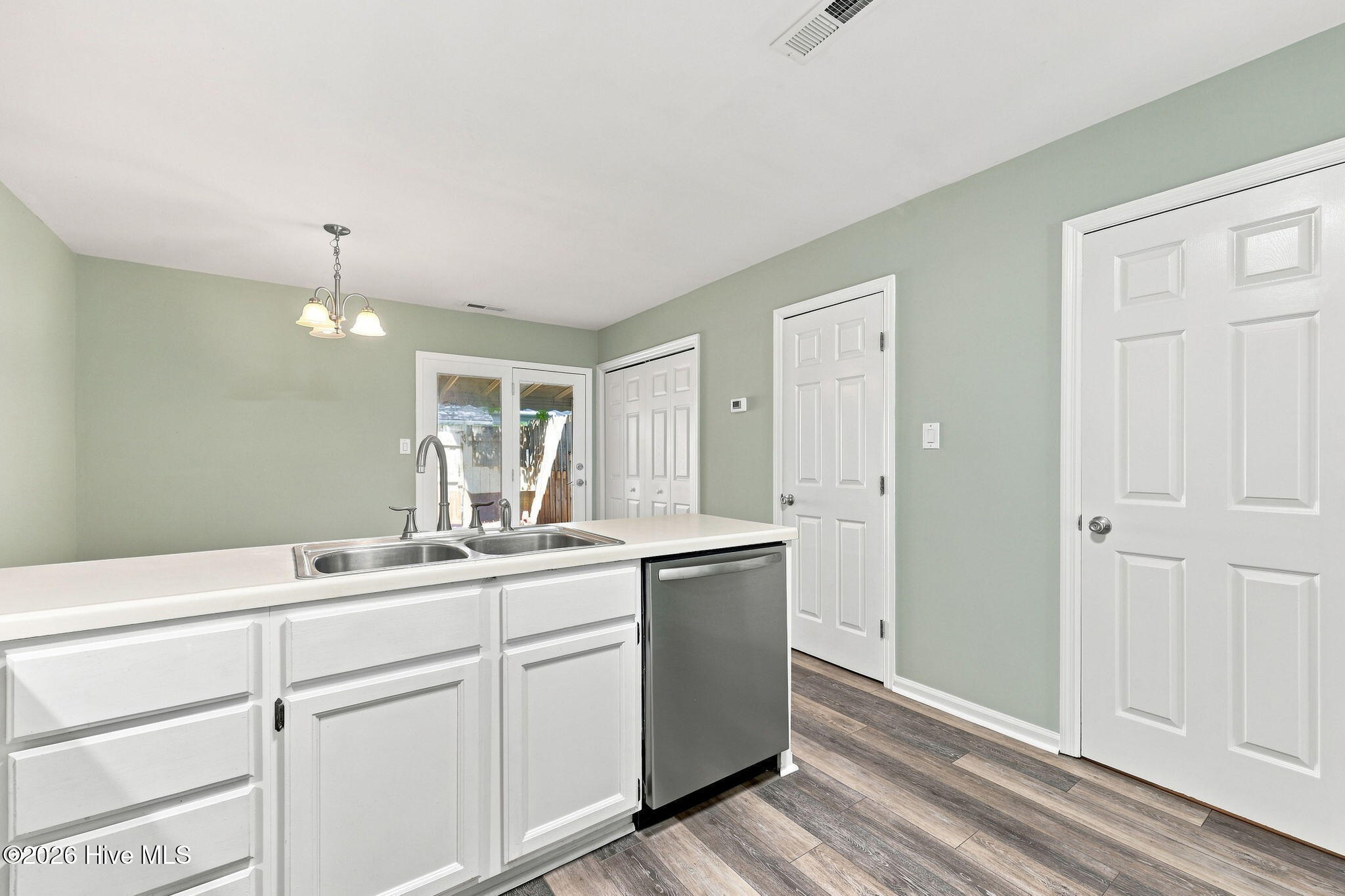 3200 Crystal Oaks Lane 850,Morehead City