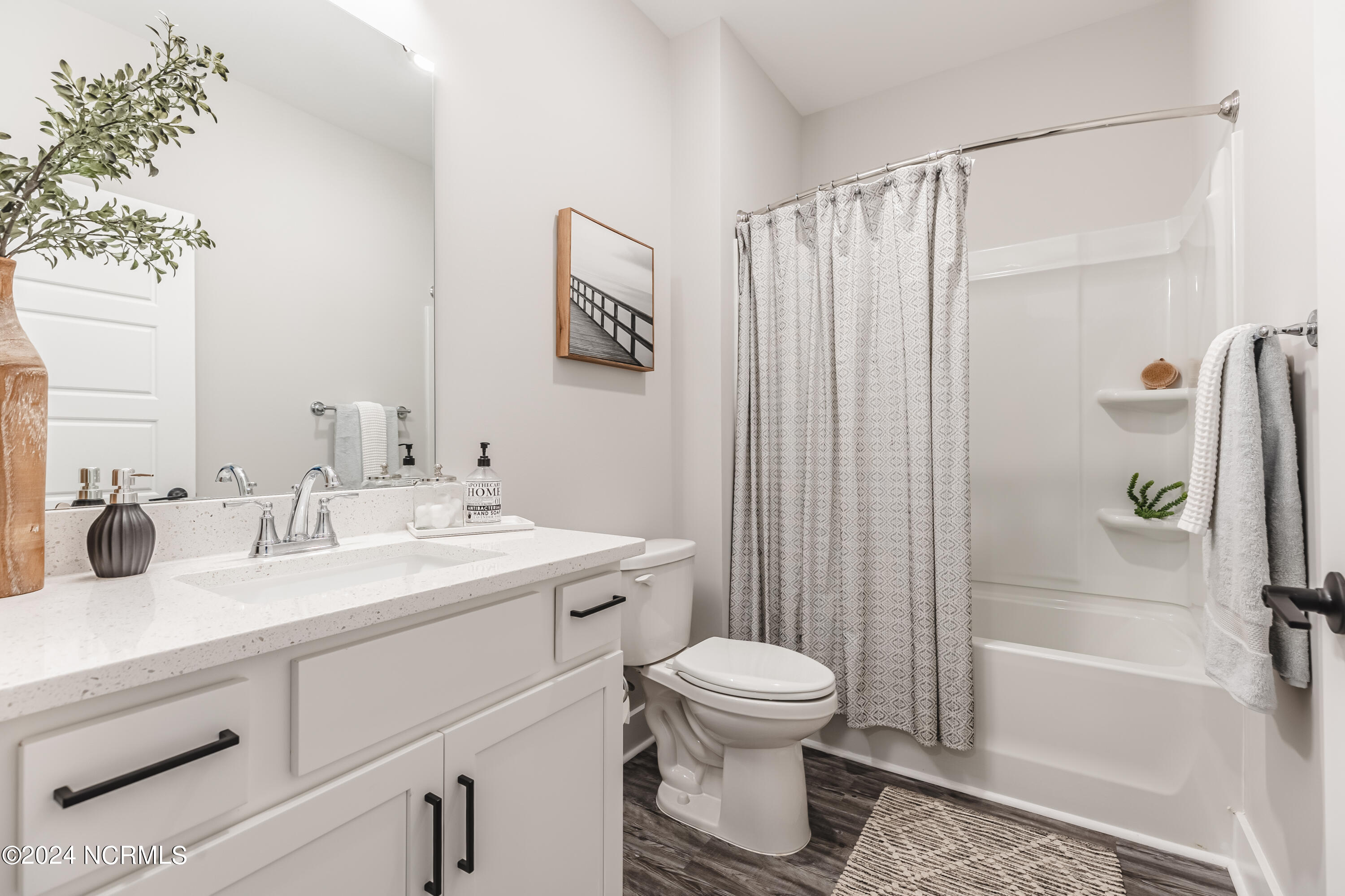 100521481 | Photo 20