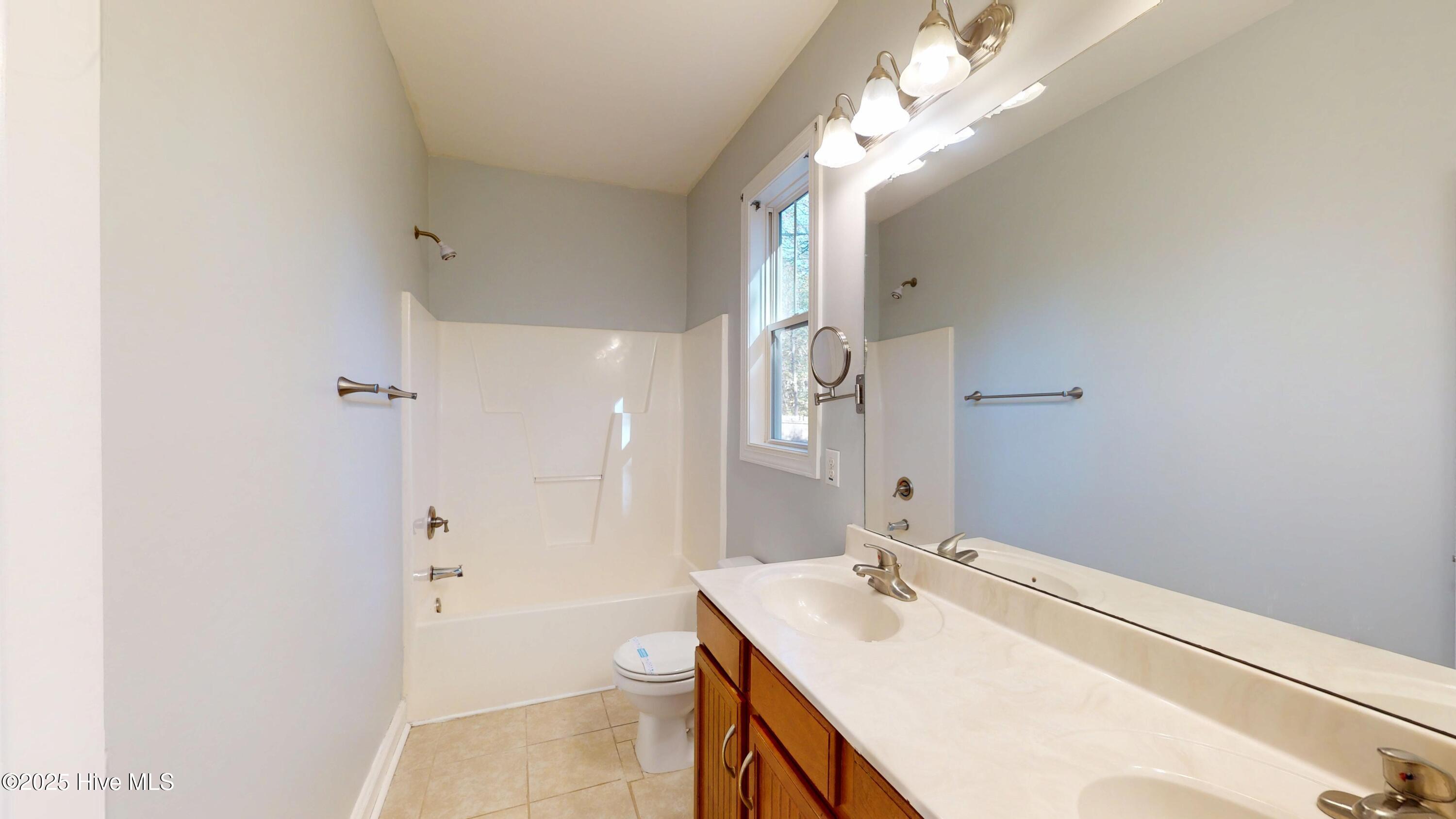 119 Boysenberry Fields Road, Maple Hill, NC 28454 – photo 11: 119-Boysenberry-11142025_173613