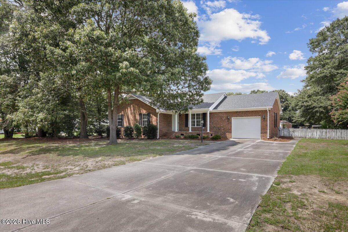 4th image of 2495 Stratford Dr, La Grange, NC 28551 | MLS# 100596273