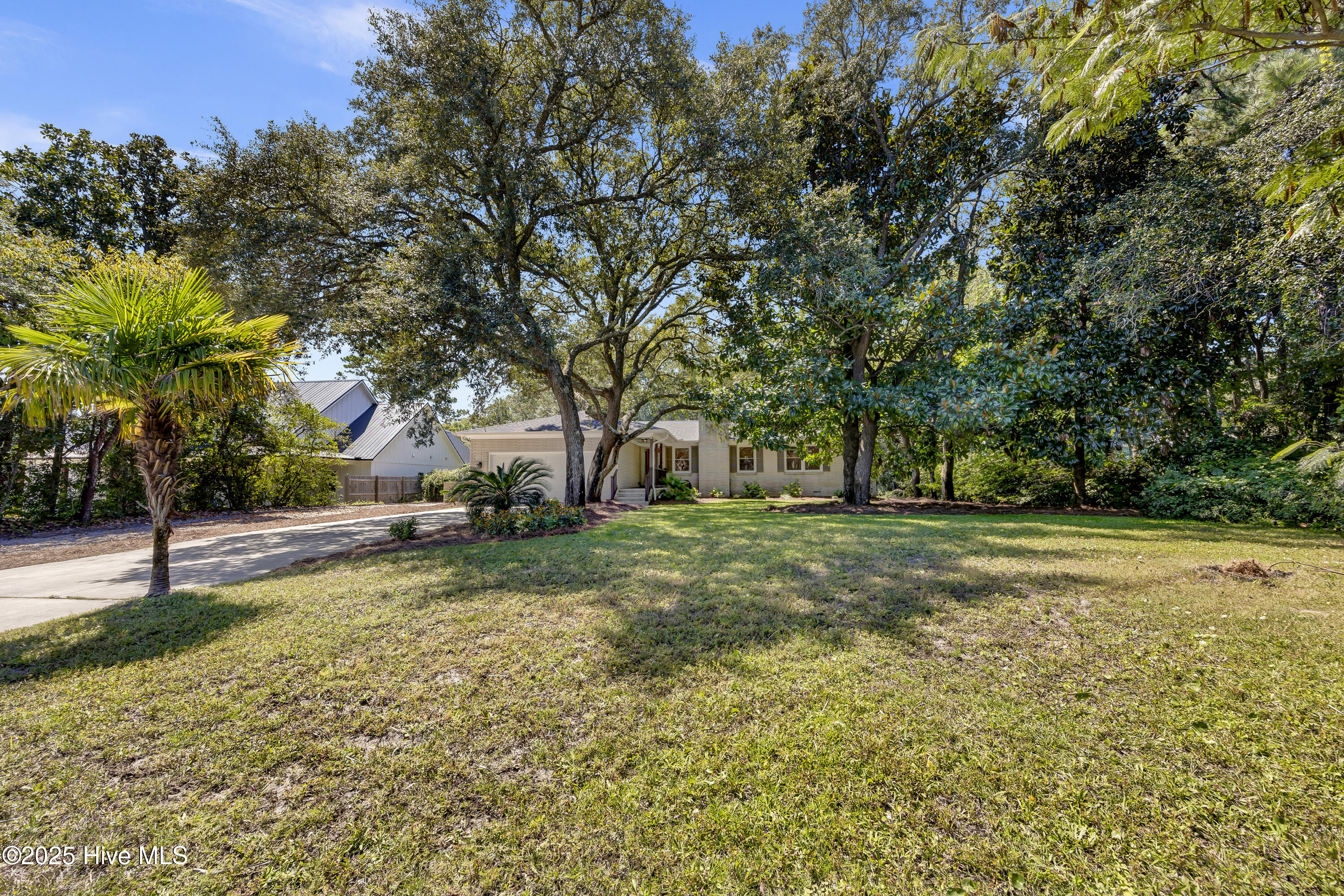611 Harper Avenue, Carolina Beach, NC 28428 – photo 2: IMG_0285