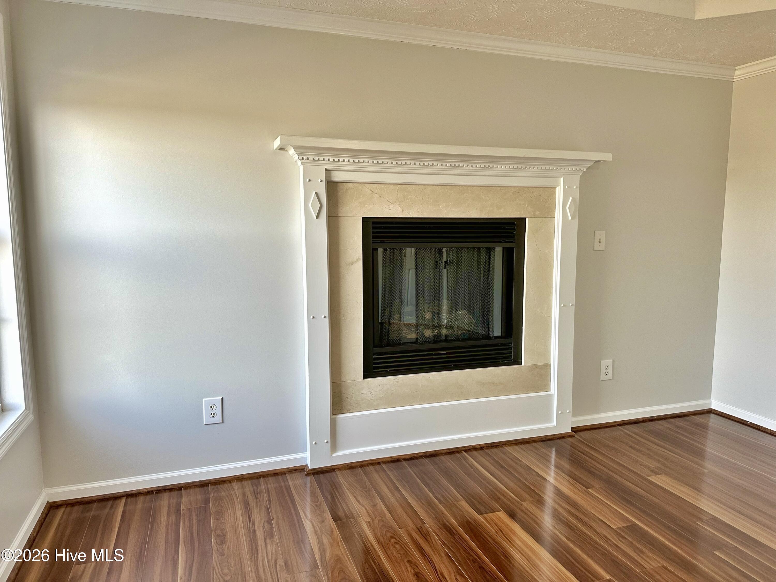 100552707 | Photo 42