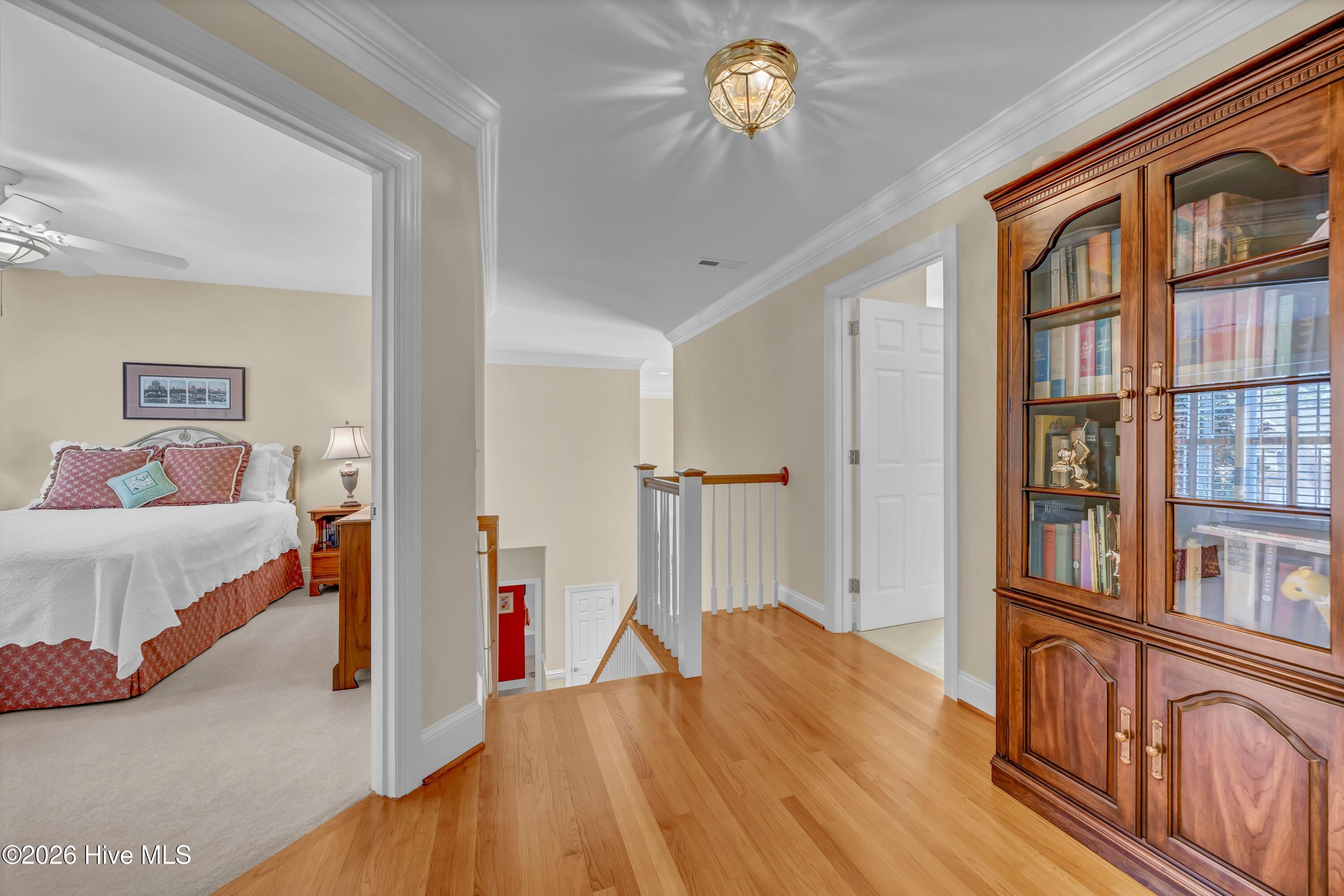 100559758 | Photo 32