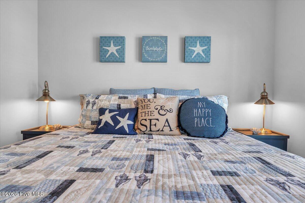 100565716 | Photo 20