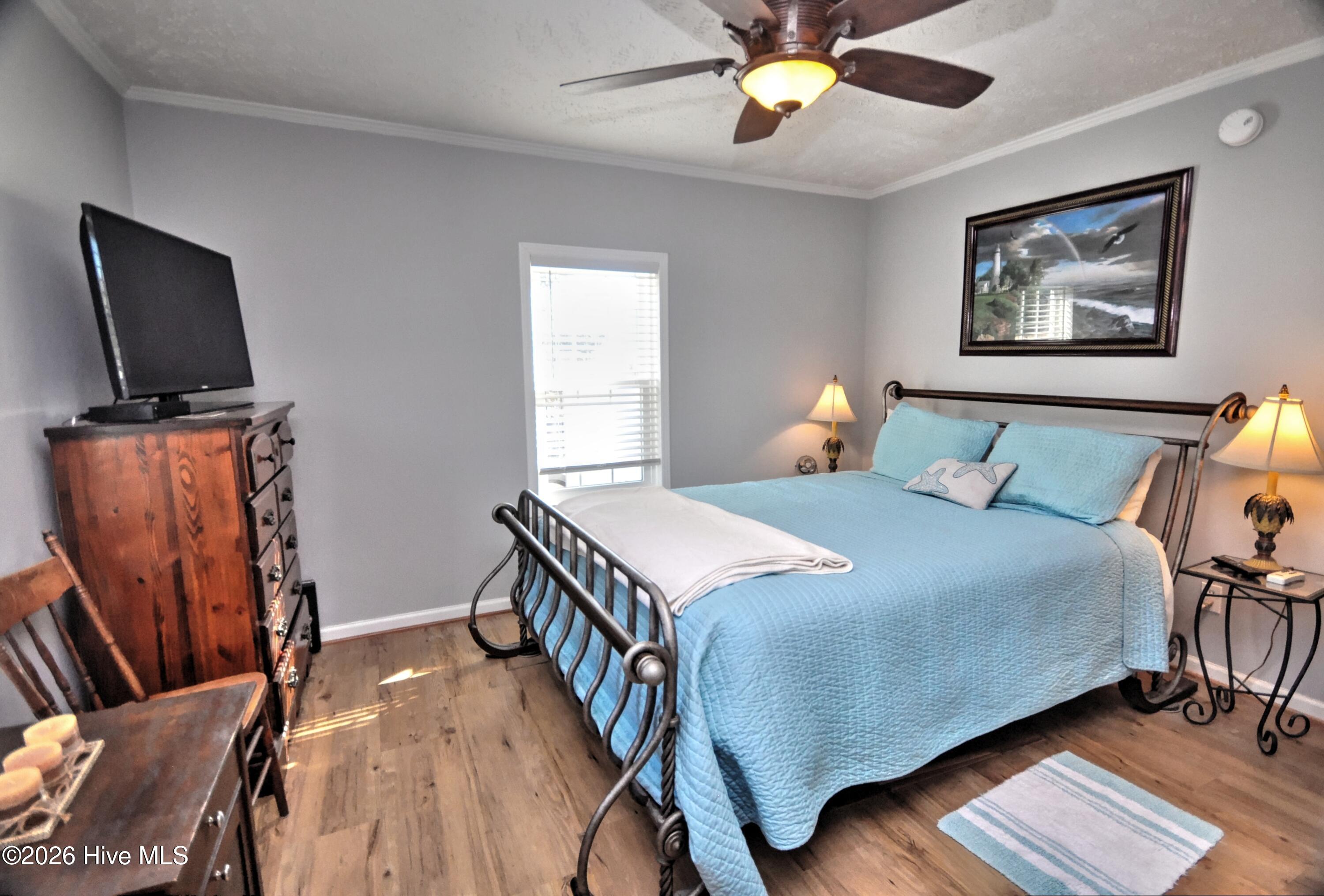 100550740 | Photo 16