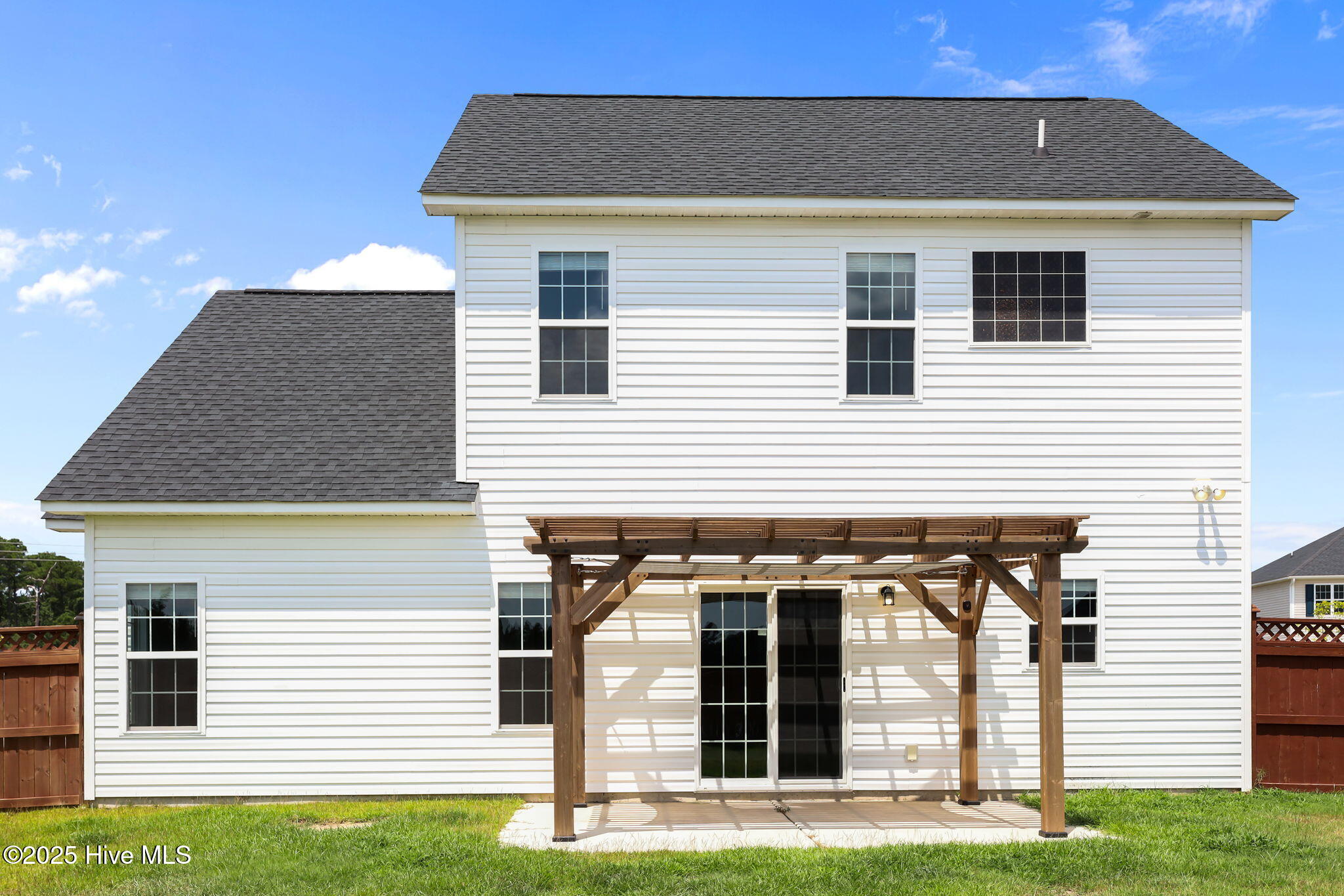 100516822 | Photo 29