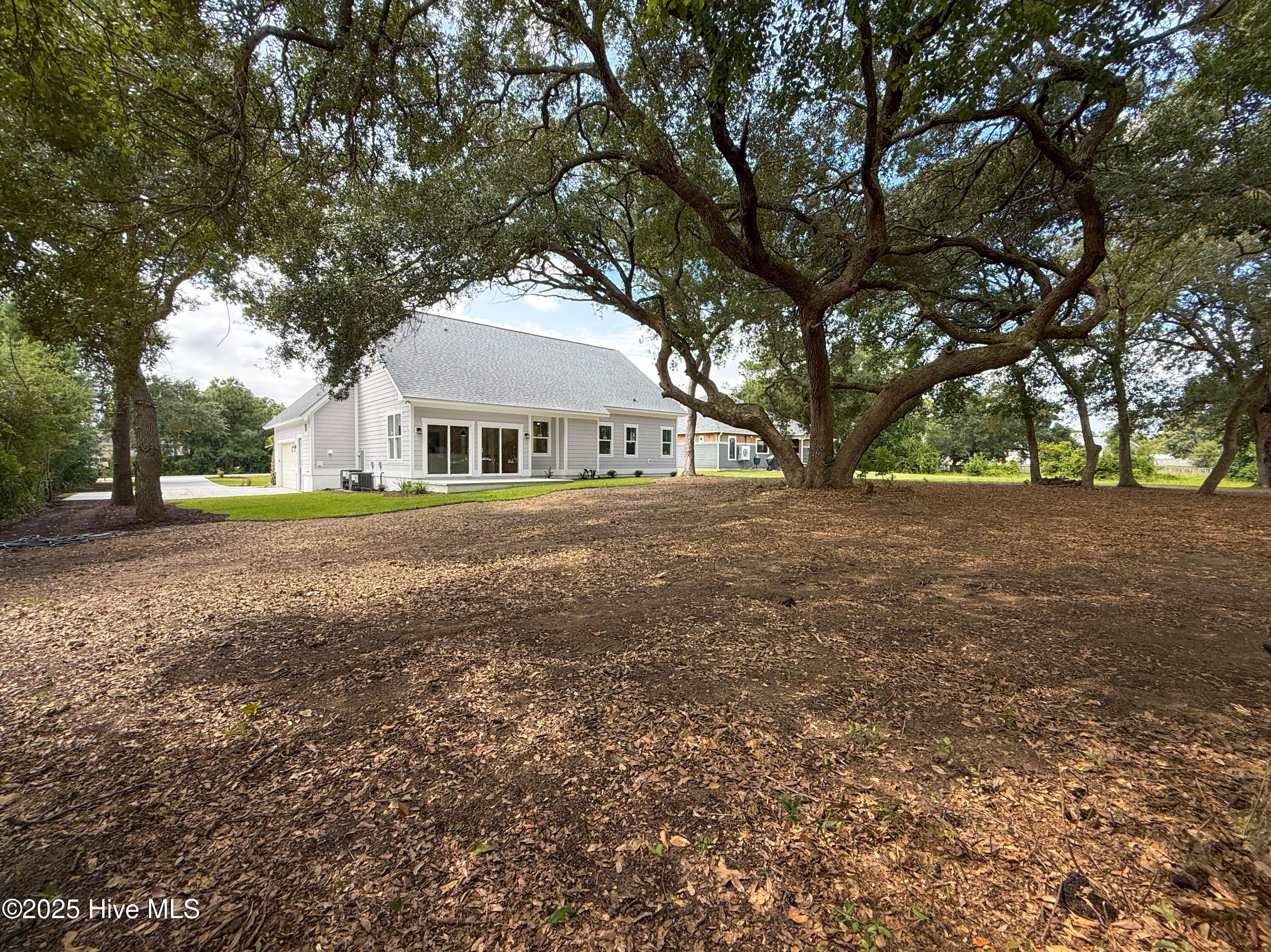 100559768 | Photo 48