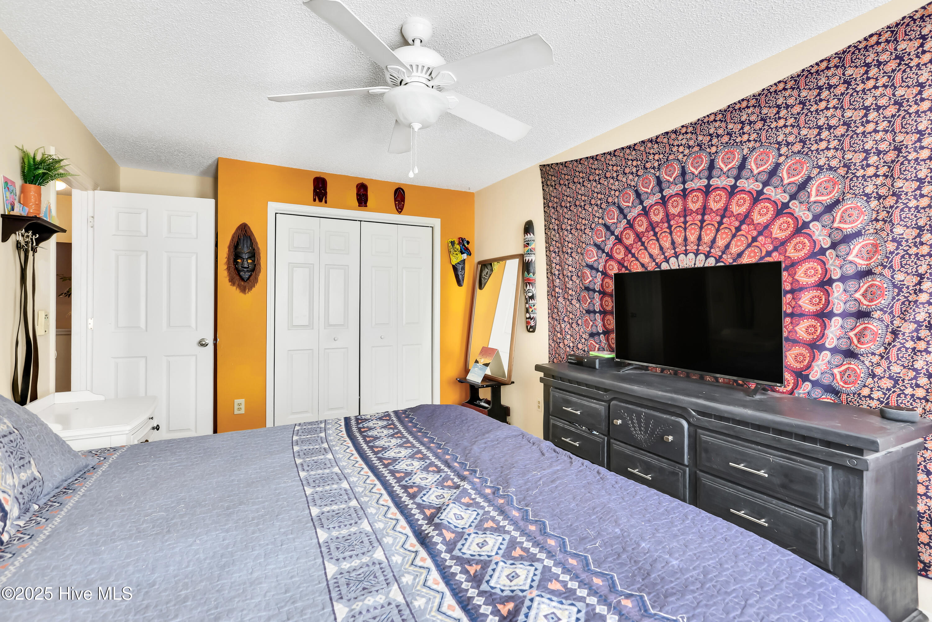 100543094 | Photo 21