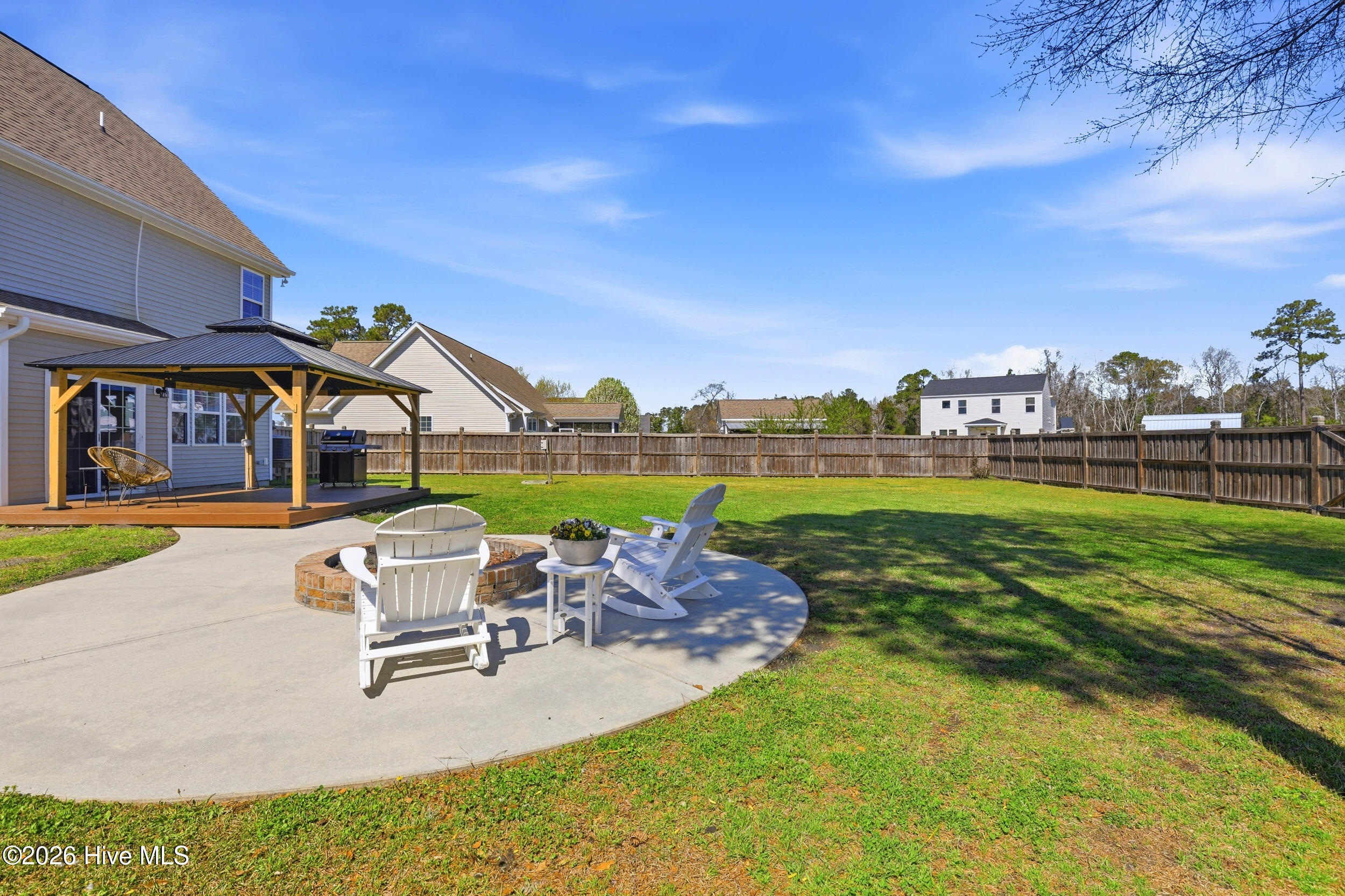 100561174 | Photo 46