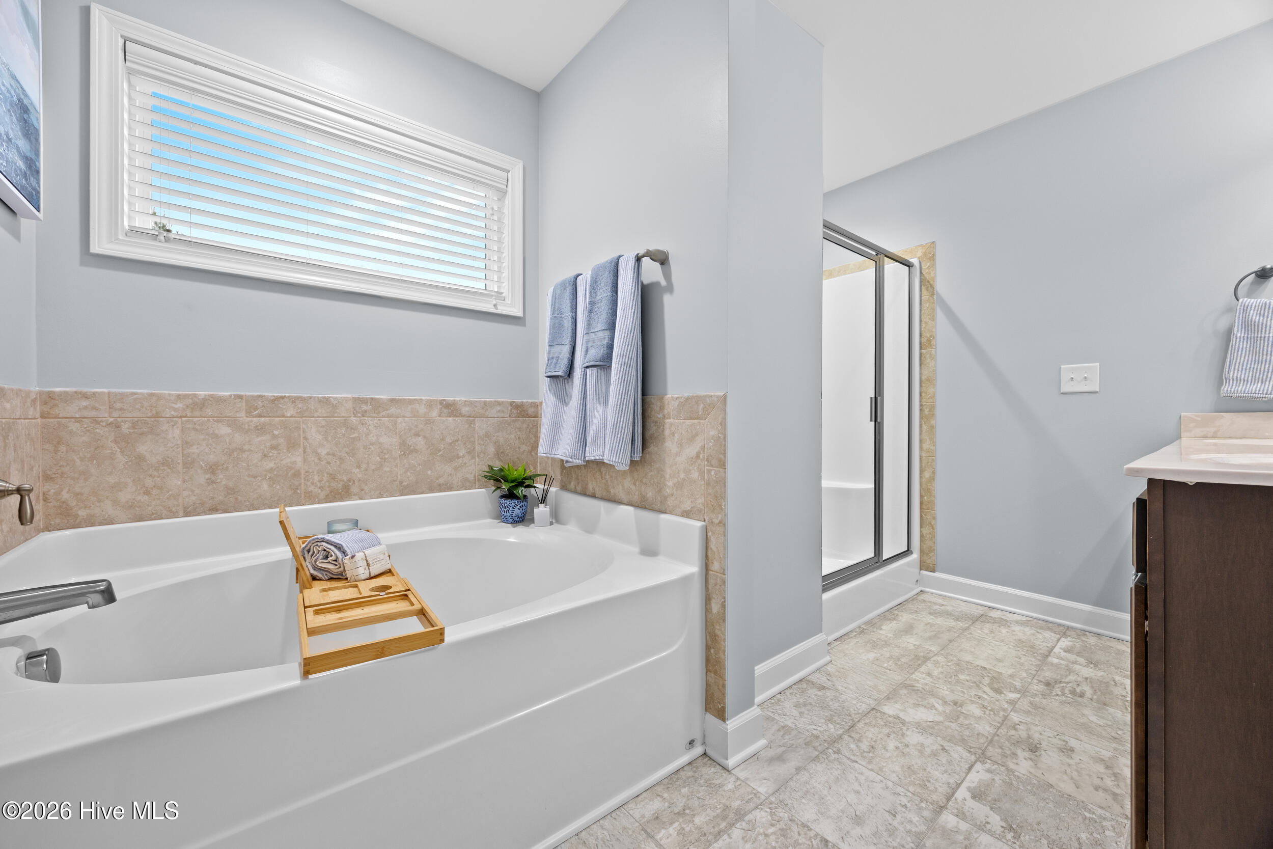 100557313 | Photo 36